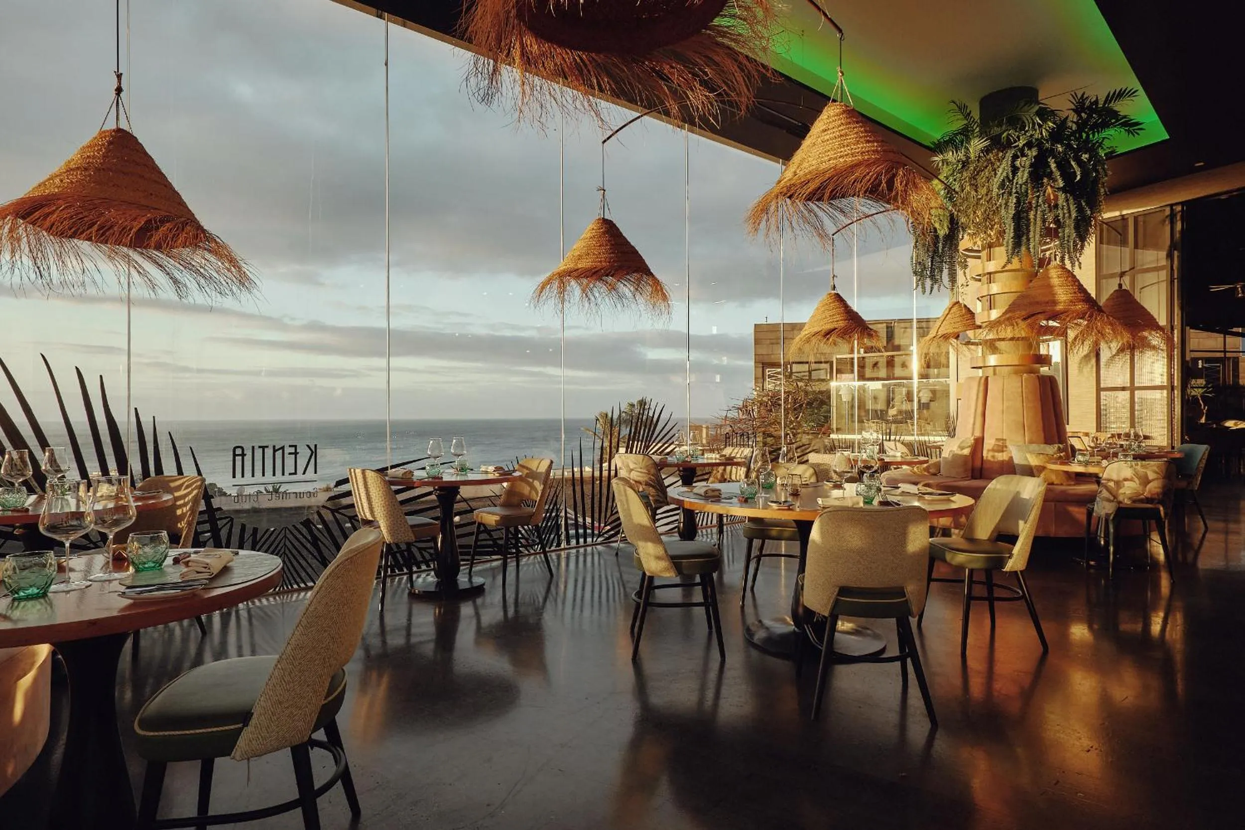 Restaurant/places to eat in La Isla y el Mar, Hotel Boutique