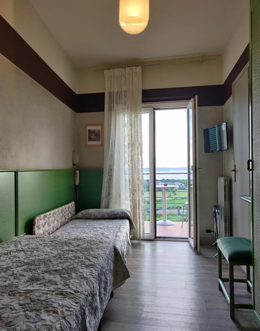 Lake view in Hotel Castello S. Antonio