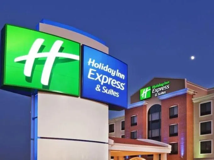 Property building in Holiday Inn Express Hotel & Suites Mount Pleasant by IHG
