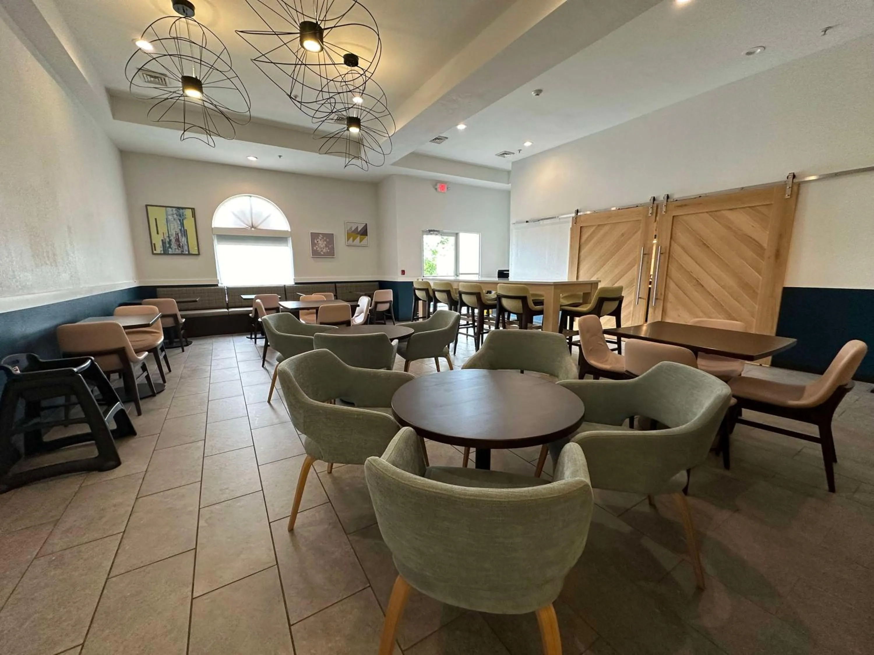 Breakfast in Best Western Watertown