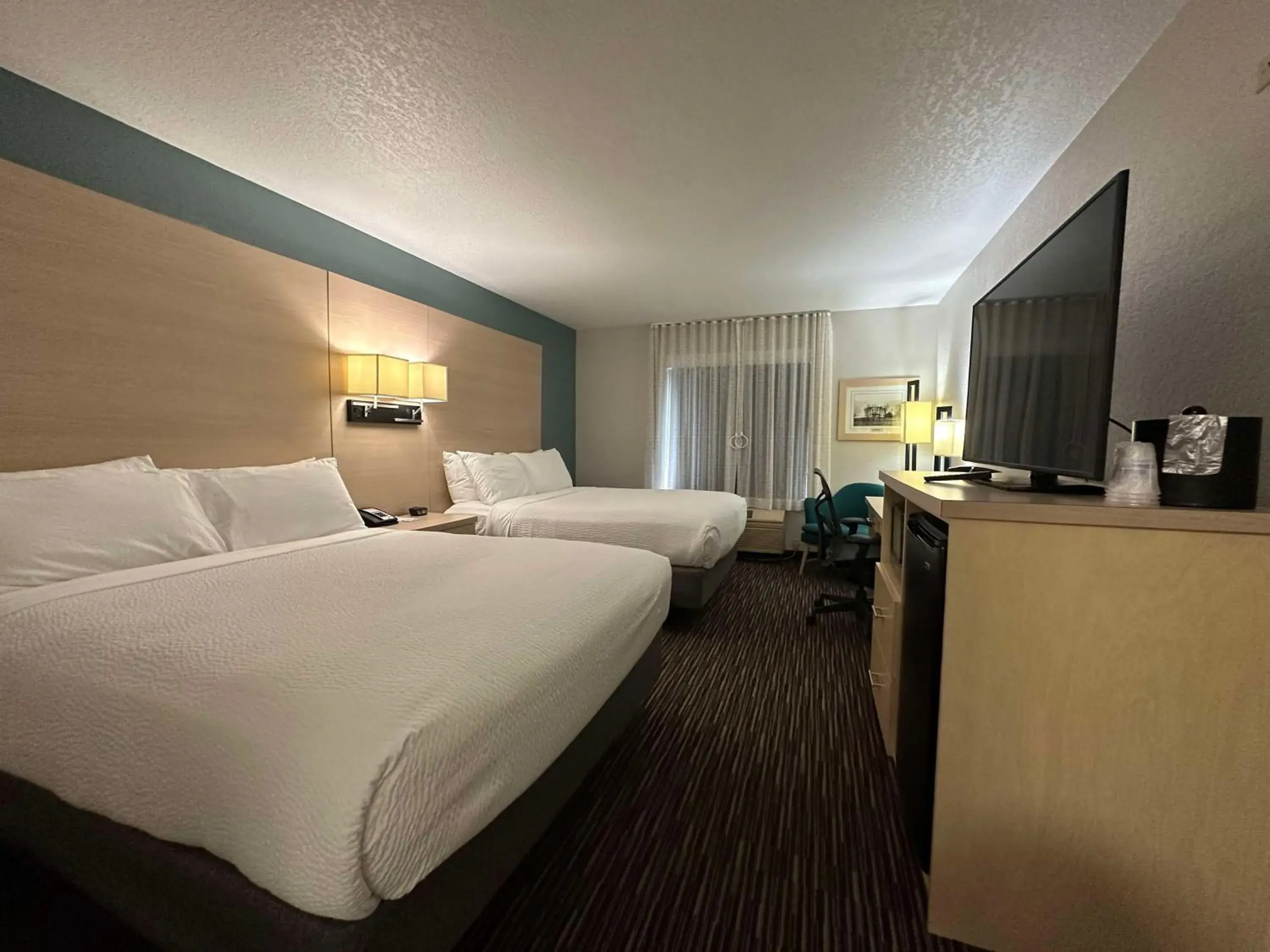 Queen Room with Two Queen Beds and Bath Tub - Disability Access in Best Western Watertown Queen Room with Two Queen Beds and Bath Tub - Disability Access in Best Western Watertown