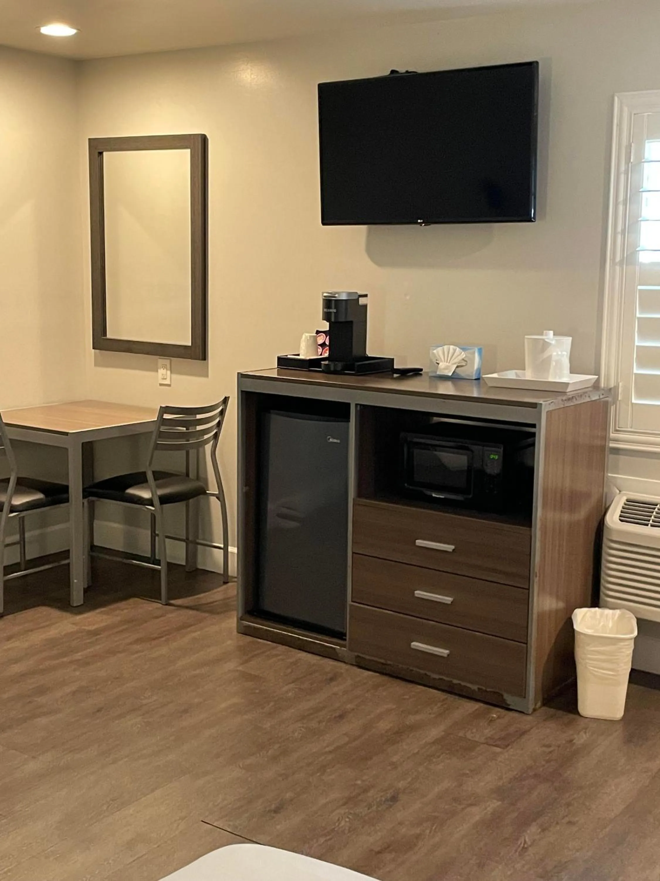 Dining area in Stargazer Hotel