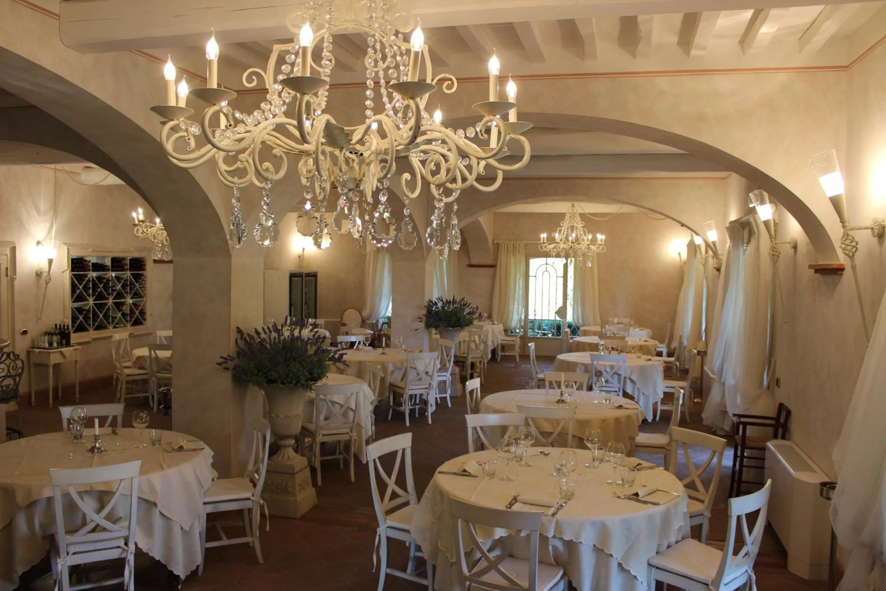 Restaurant/places to eat in Relais I Piastroni