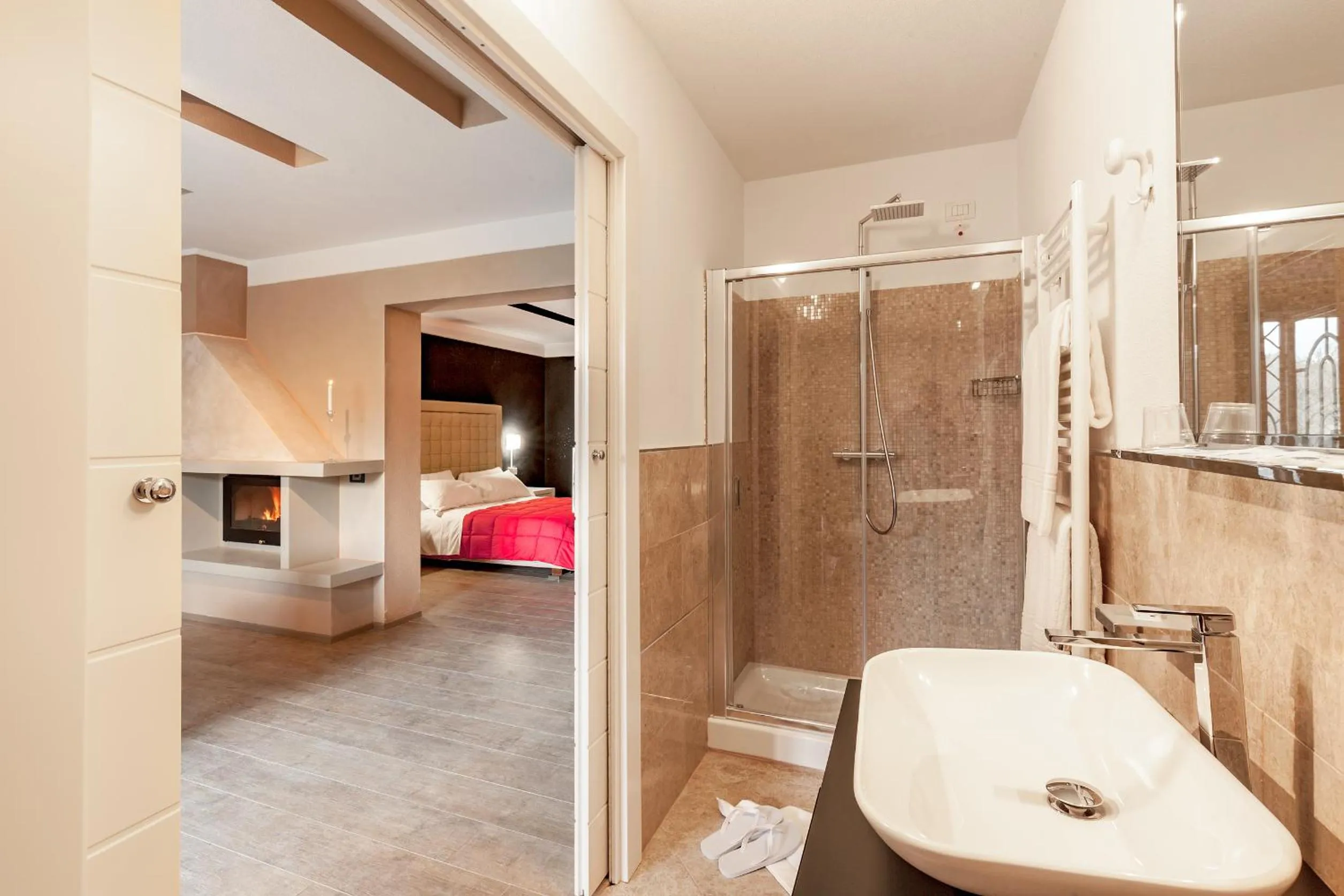 Shower, Bed in Relais I Piastroni