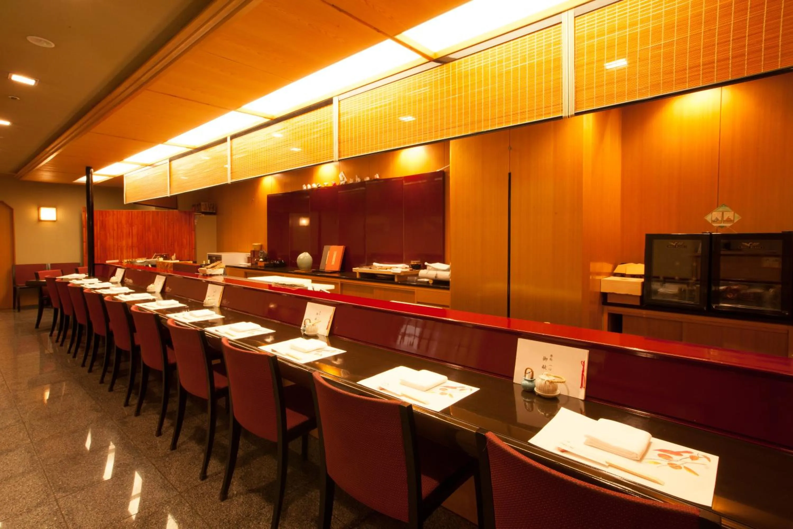 Restaurant/places to eat in Hotel New Otani Osaka