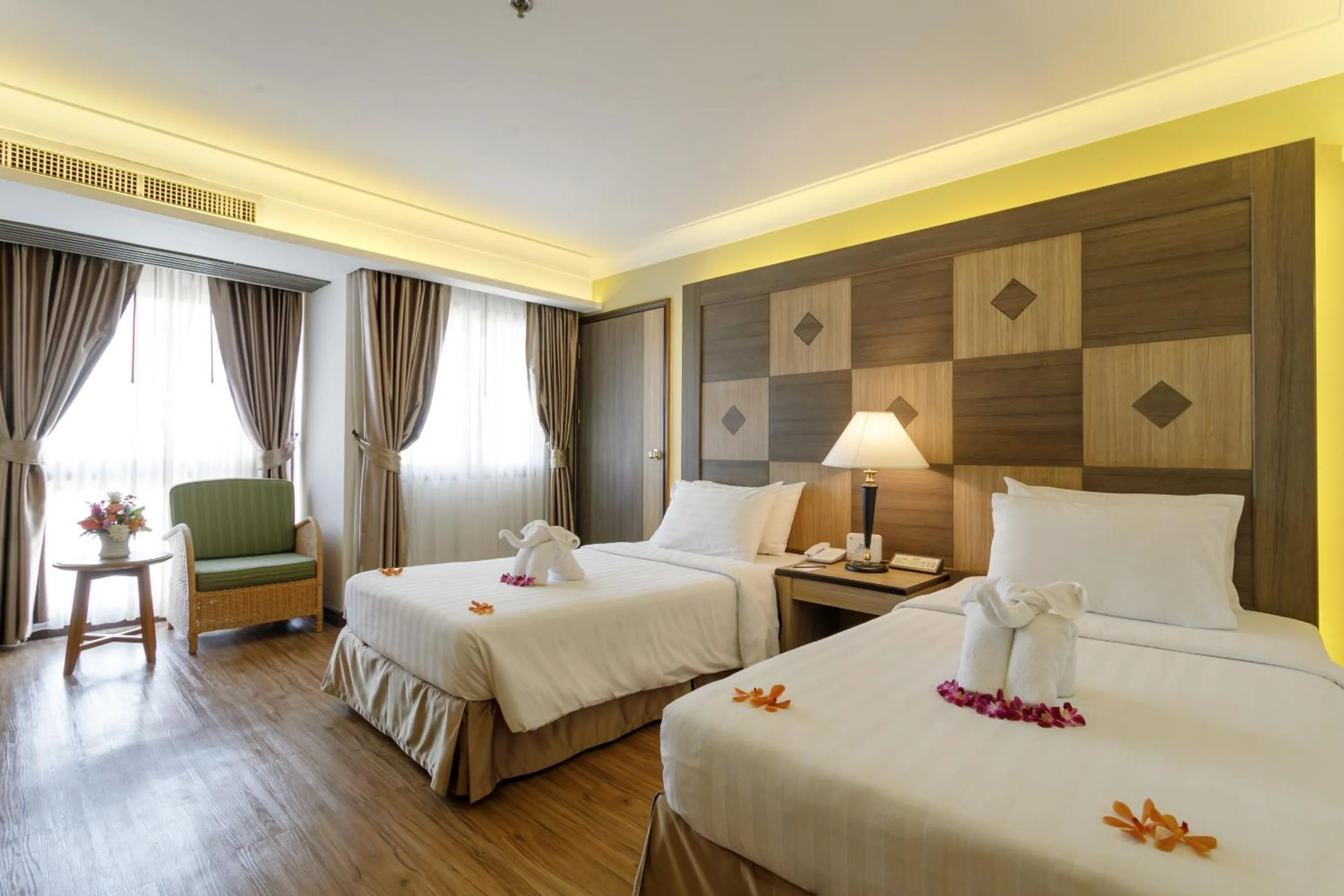 Bed in Amora Thapae Hotel Chiang Mai