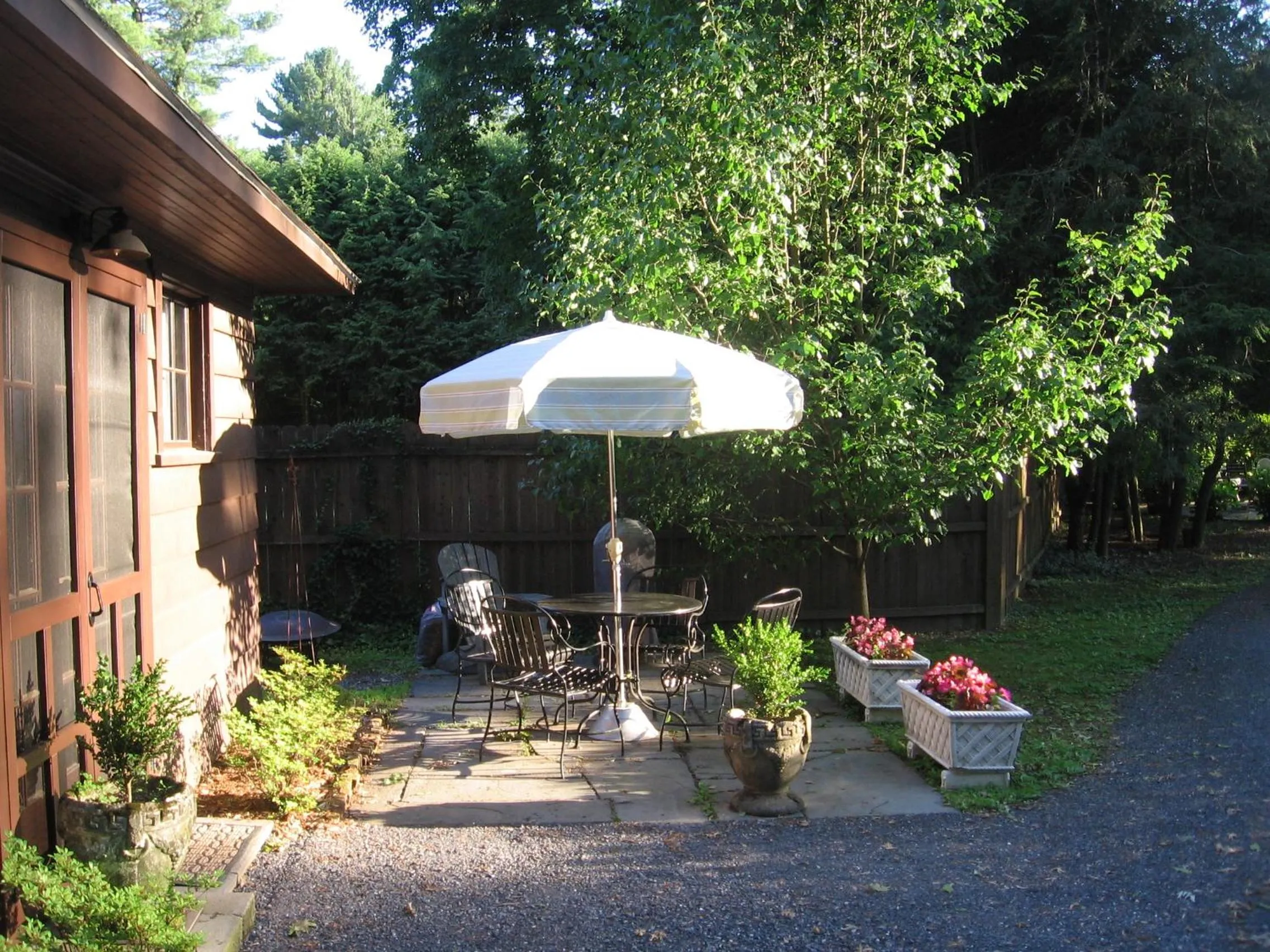 Patio in The Stables