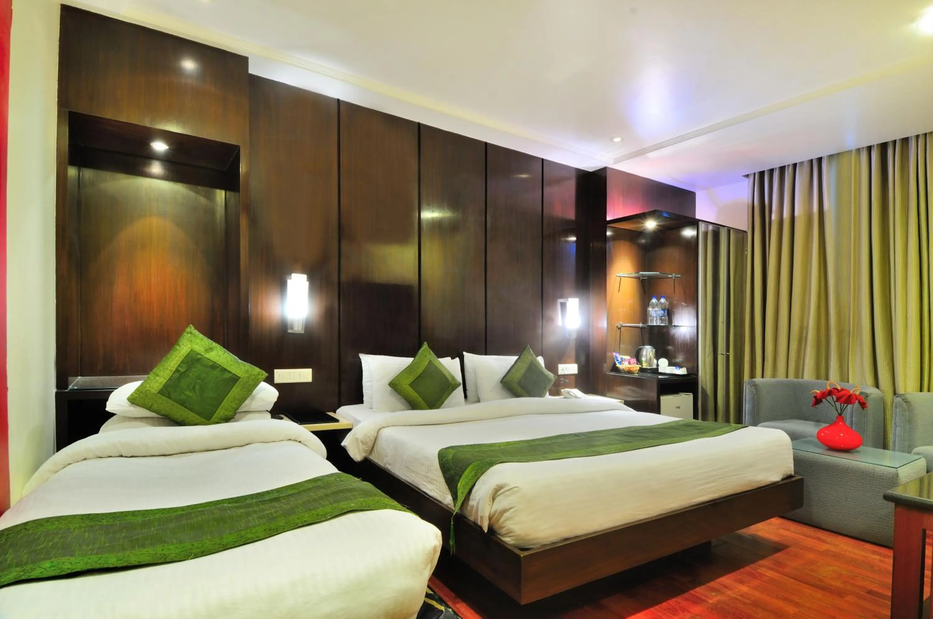 Bedroom, Bed in Hotel Aura Near Connaught Place
