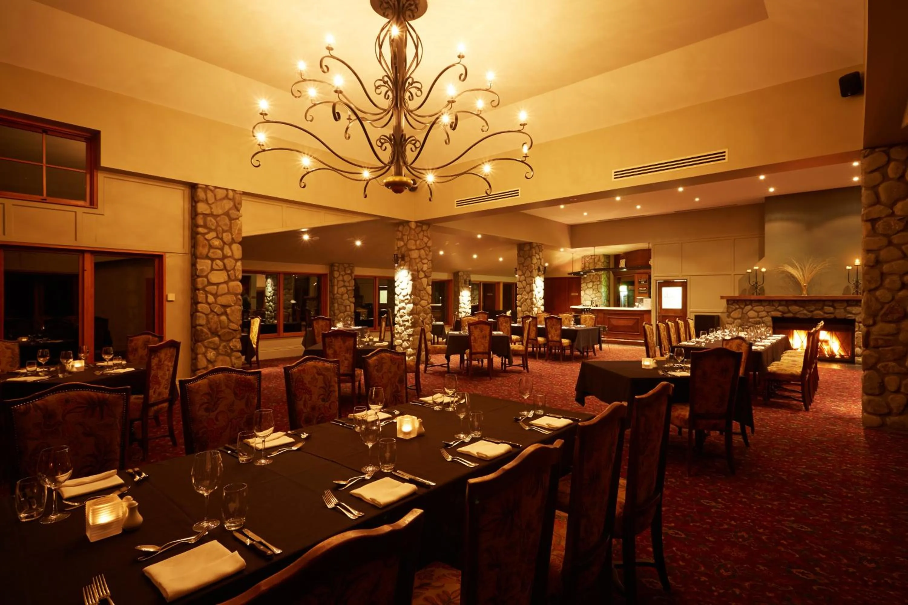 Restaurant/places to eat in Fable Terrace Downs Resort by MGallery