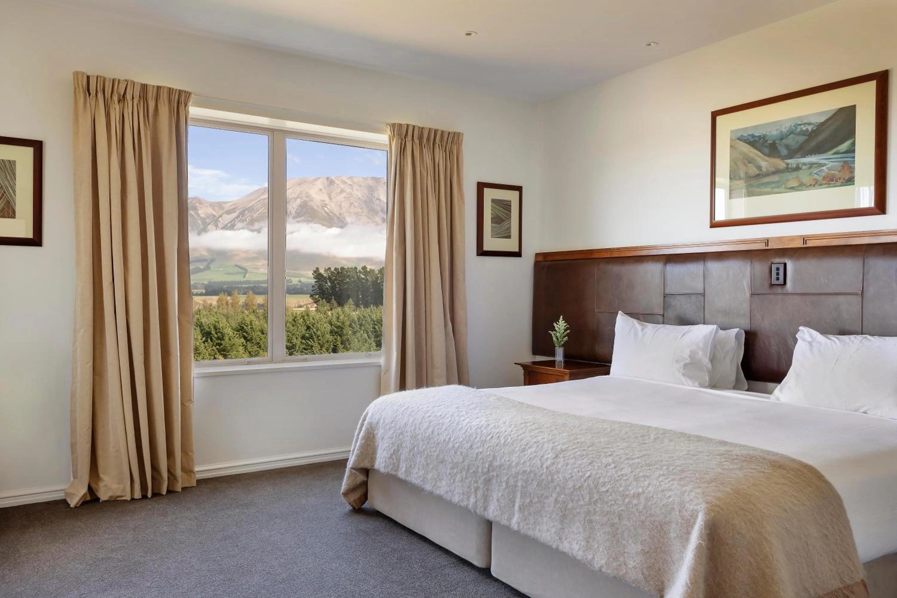 Bedroom, Bed in Fable Terrace Downs Resort by MGallery