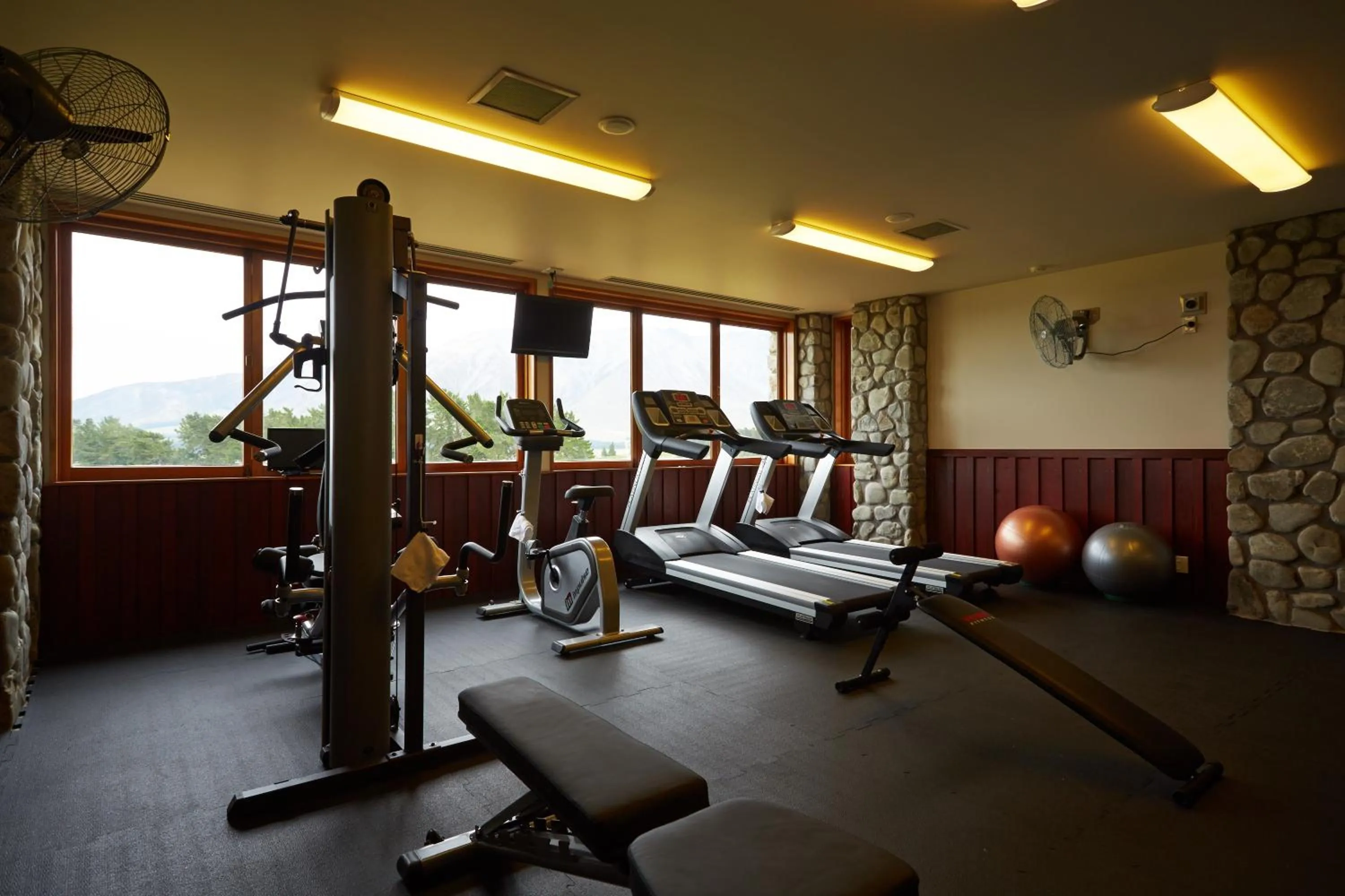 Fitness centre/facilities in Fable Terrace Downs Resort by MGallery