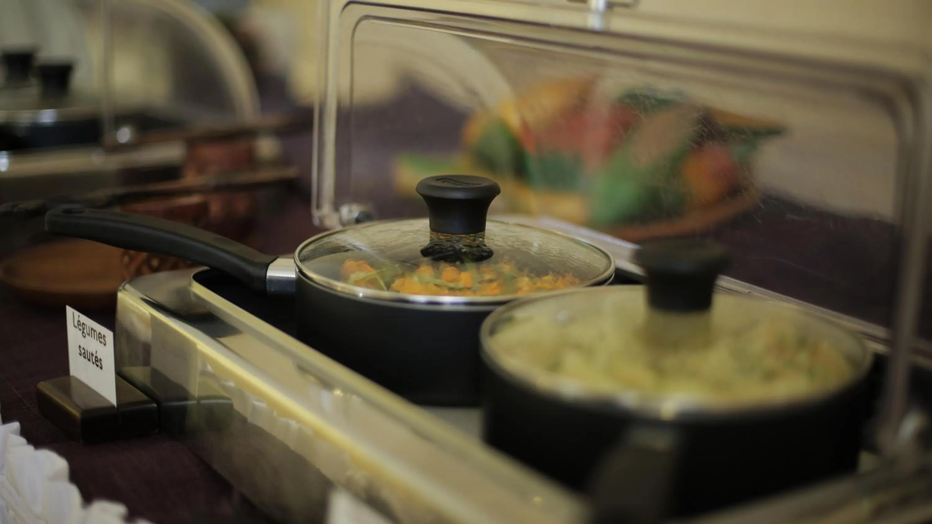 Dining area in GHS Hotel