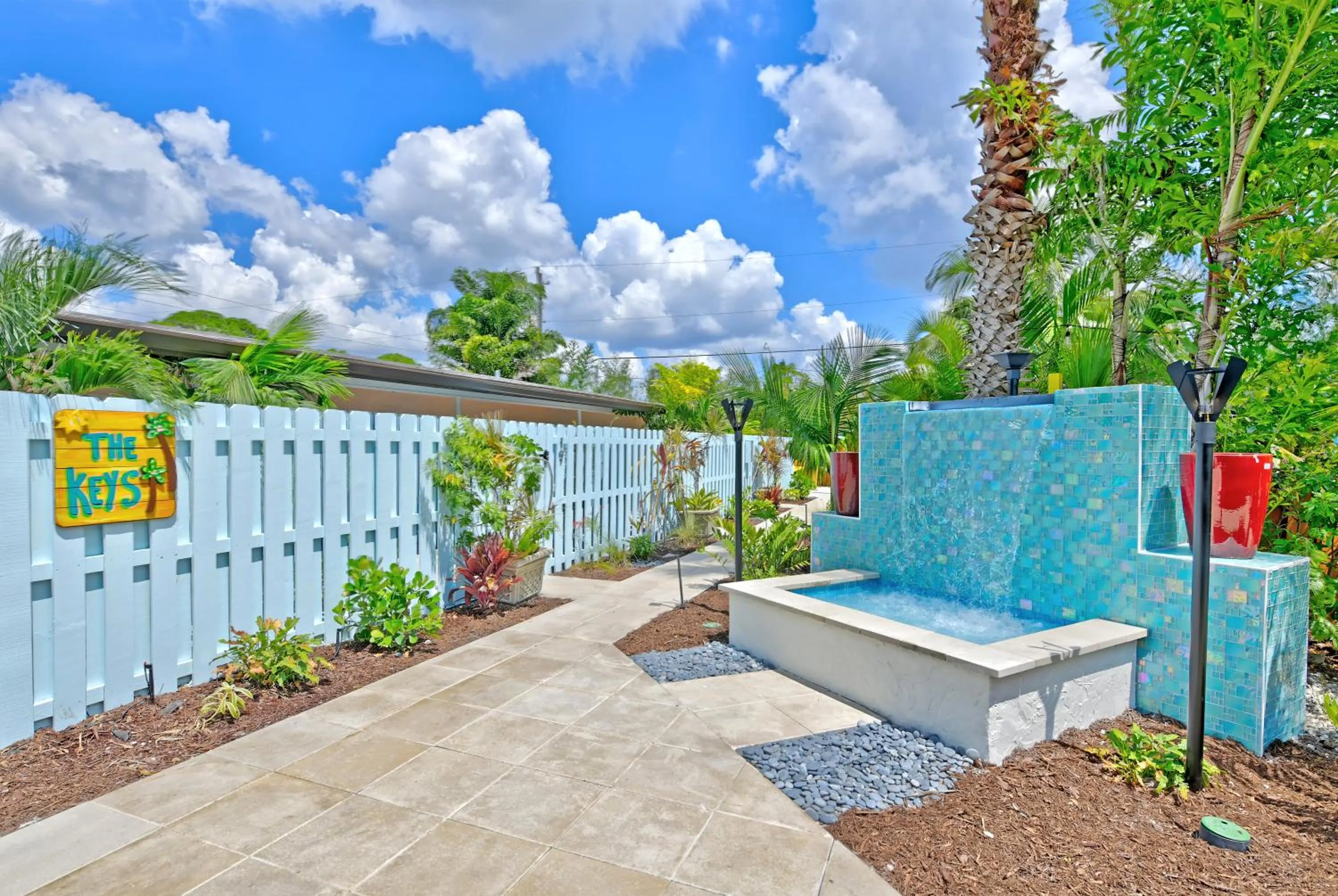 Garden view in Siesta Key Palms Resort