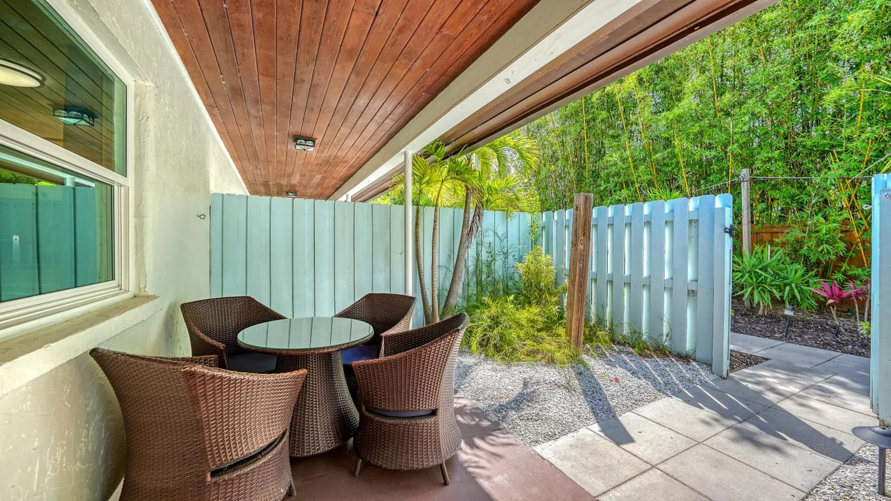 Siesta Key Palms Resort