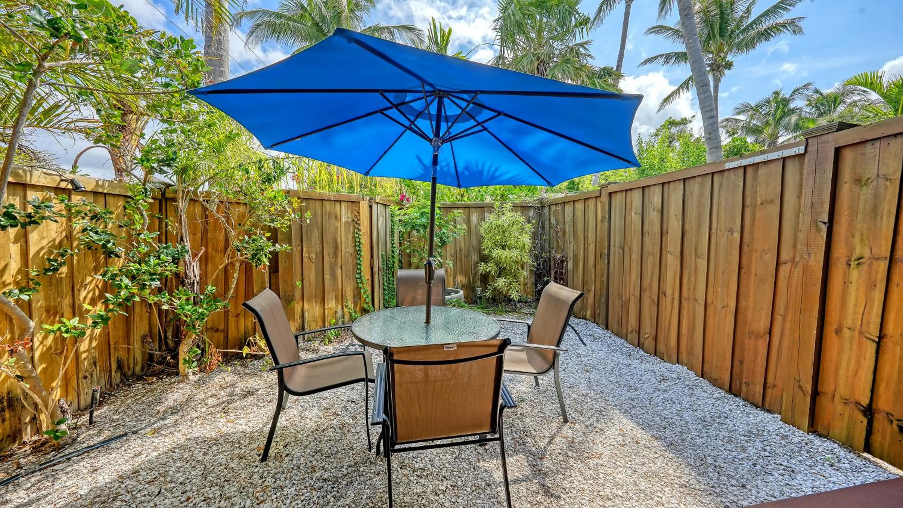 Siesta Key Palms Resort