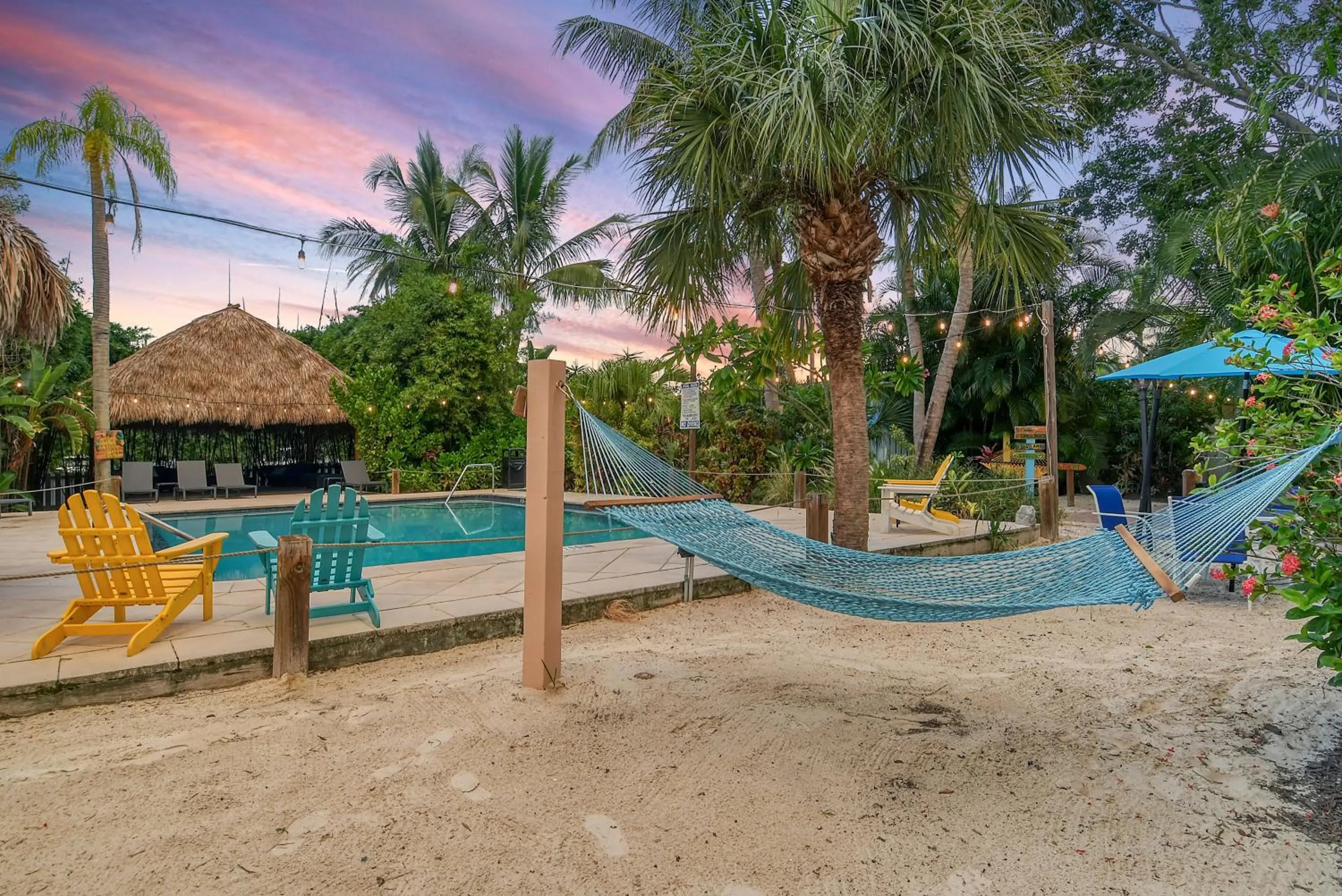 Garden view in Siesta Key Palms Resort