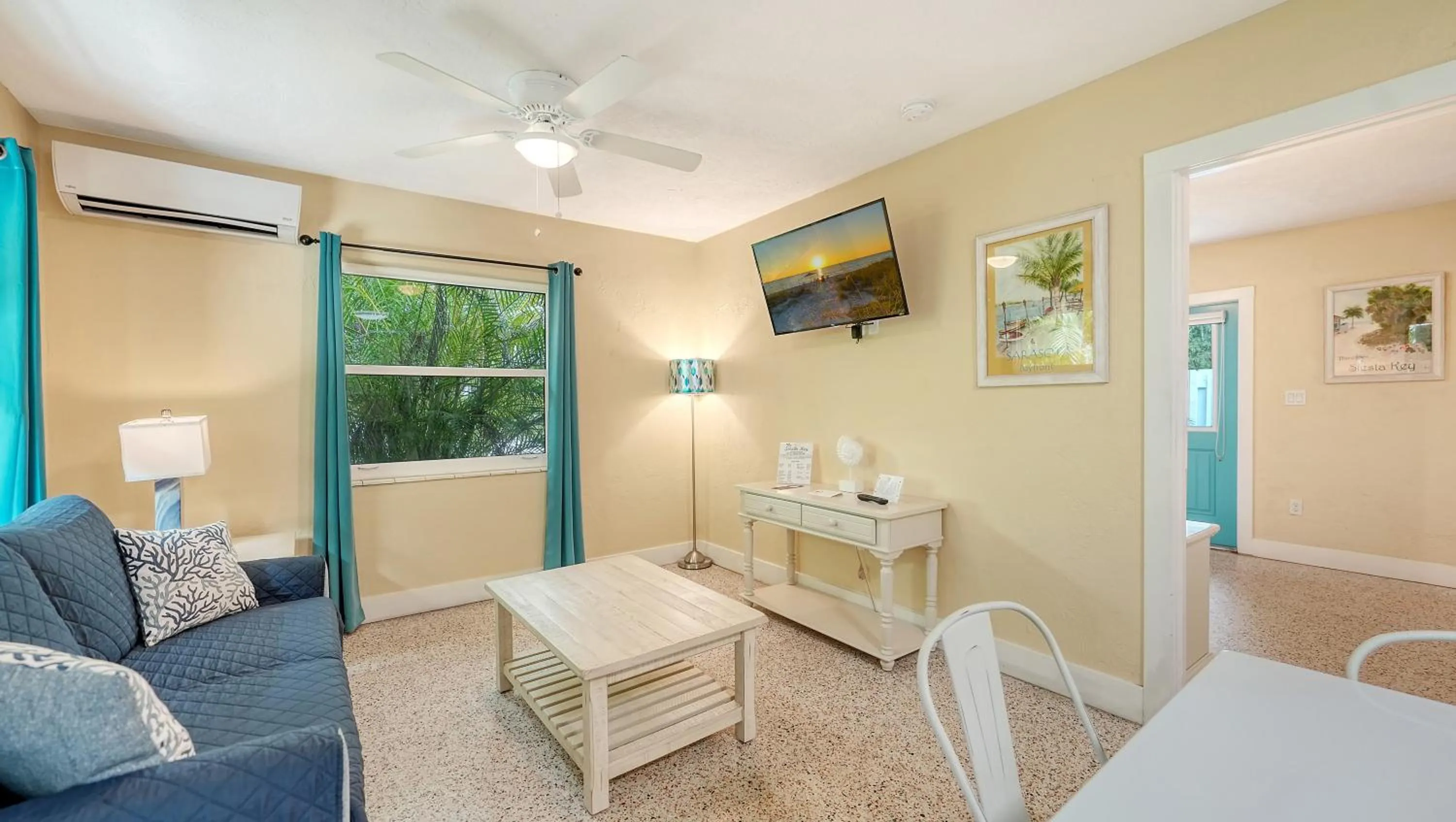 Living room in Siesta Key Palms Resort