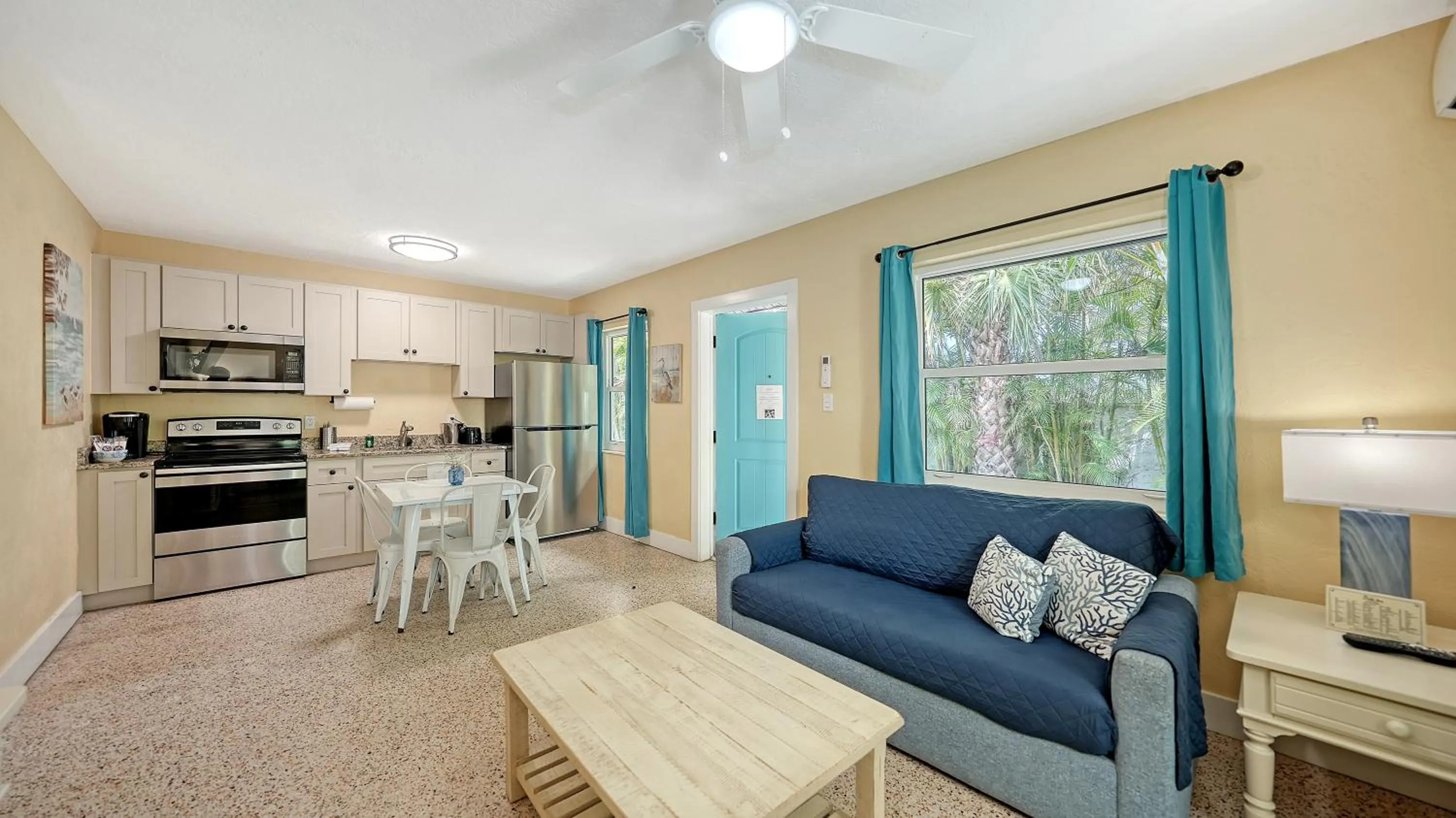 Siesta Key Palms Resort