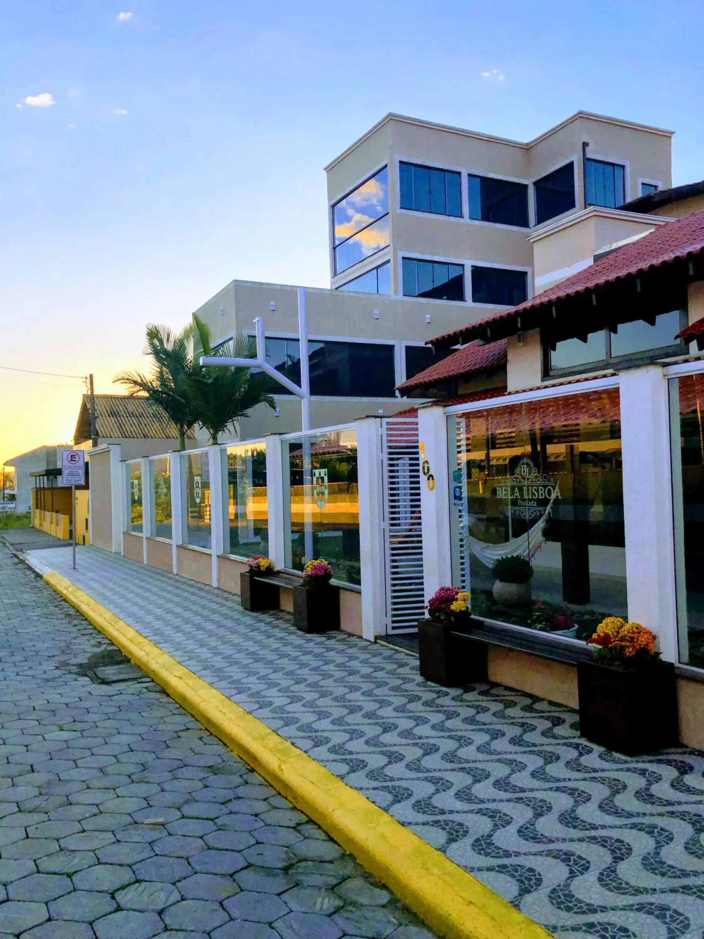 Facade/entrance in Pousada Bela By Bia