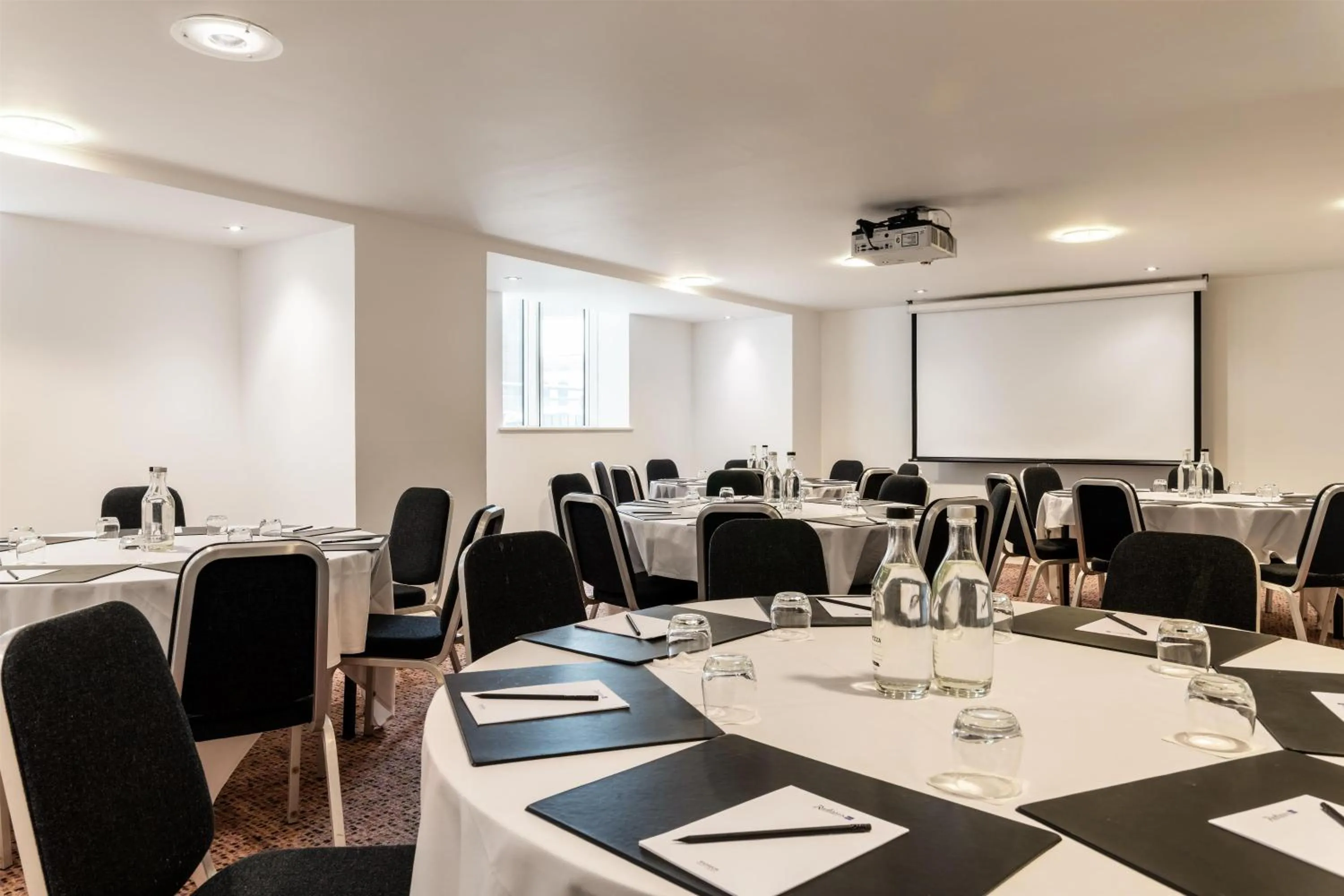 Meeting/conference room in Radisson Blu Hotel, Bristol