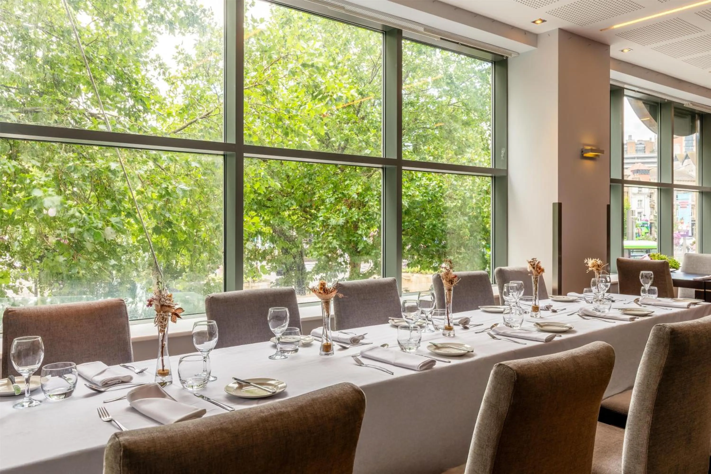 Restaurant/places to eat in Radisson Blu Hotel, Bristol