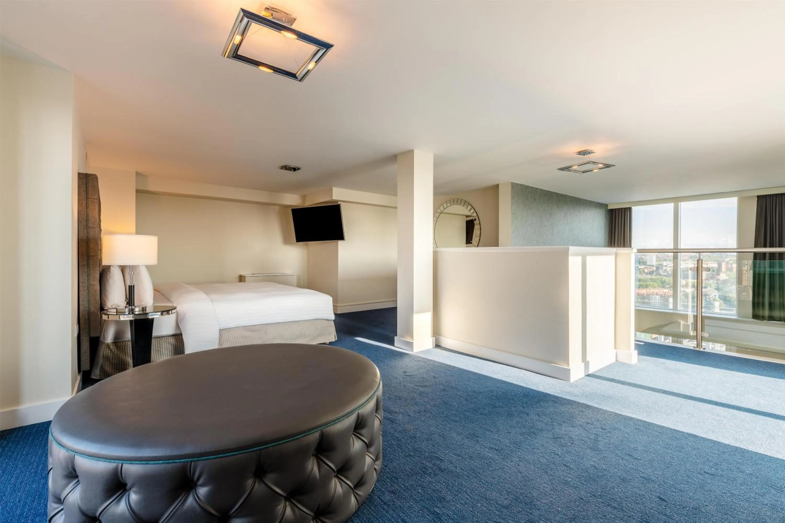 Photo of the whole room in Radisson Blu Hotel, Bristol