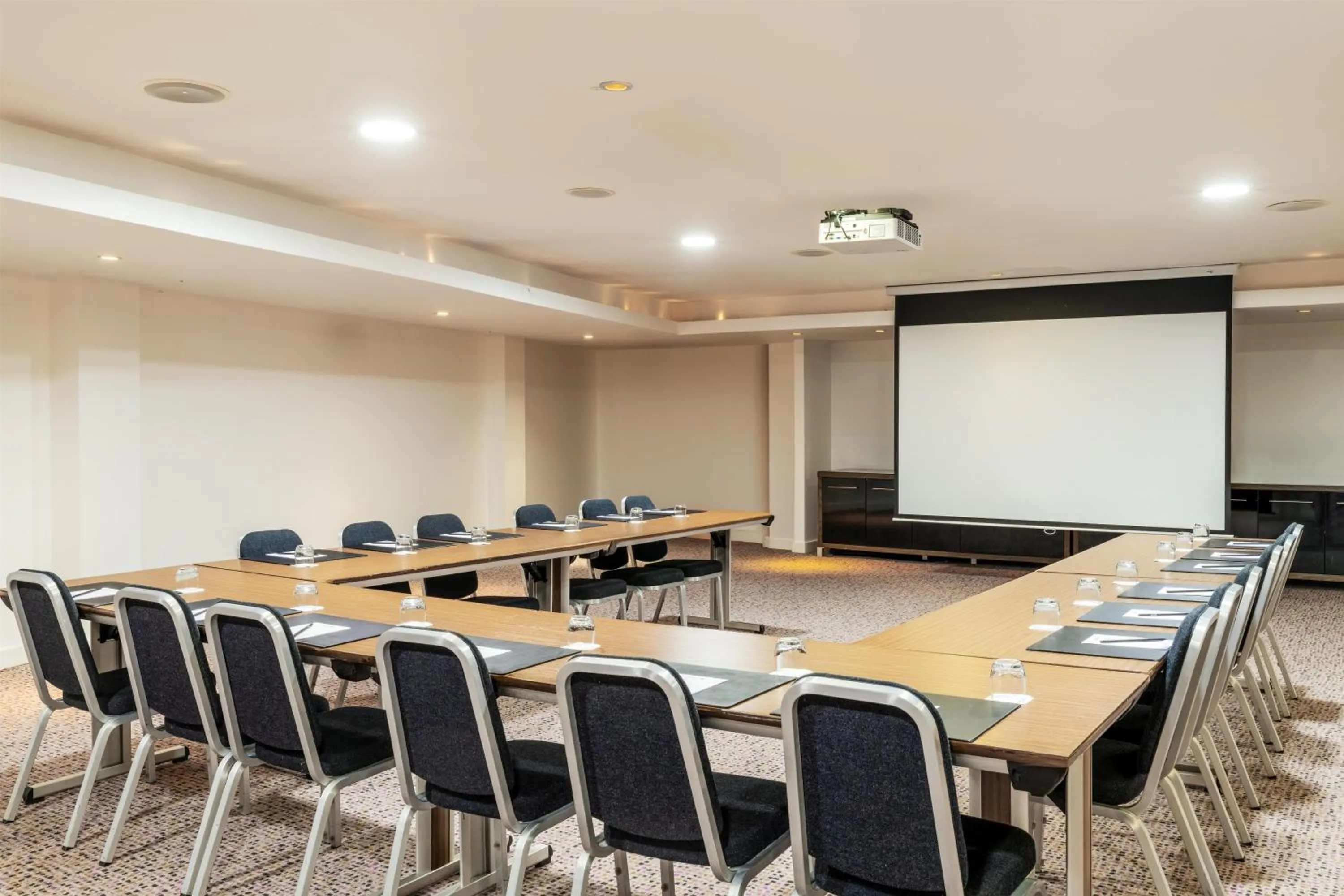 Meeting/conference room in Radisson Blu Hotel, Bristol
