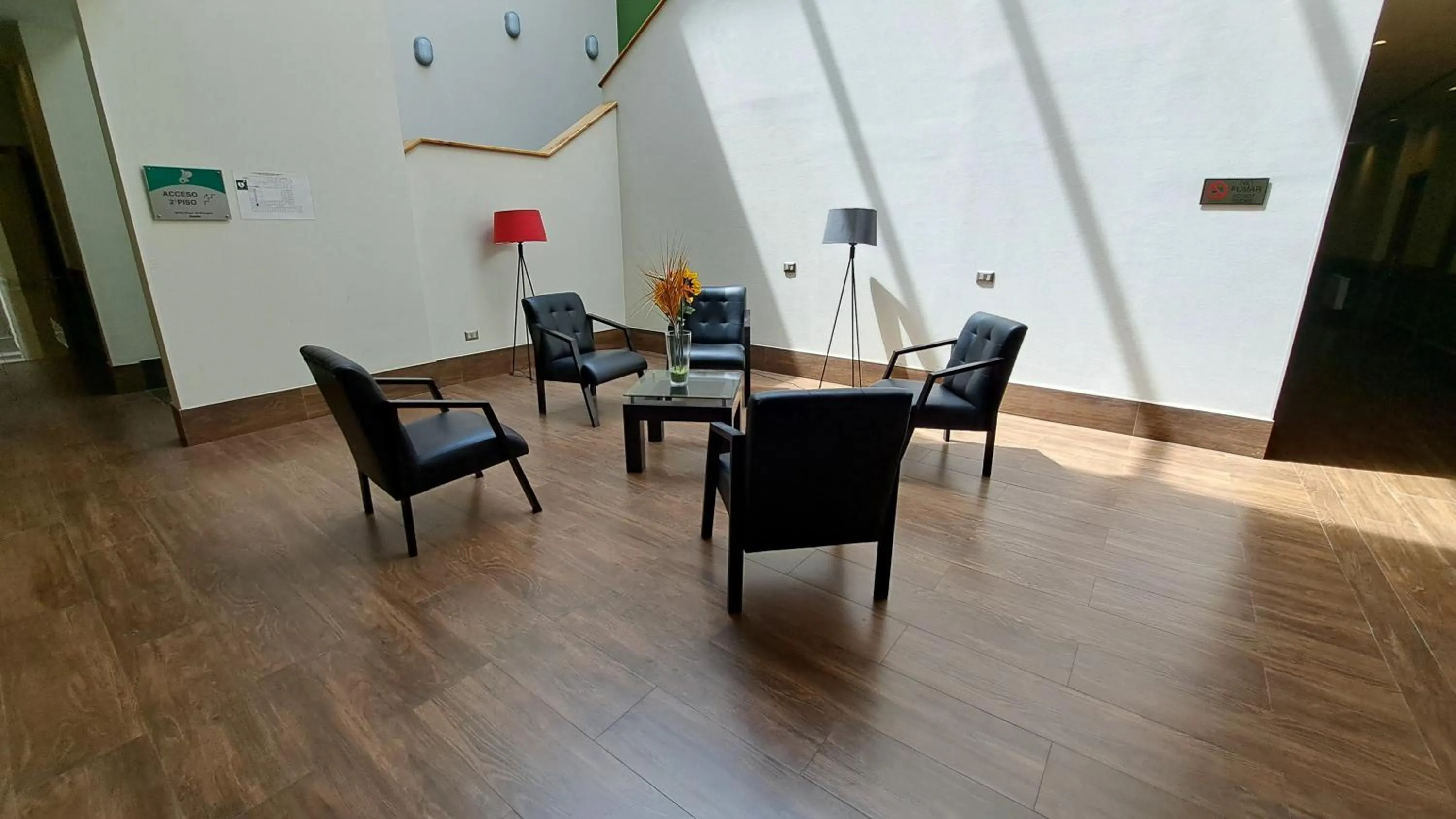 Living room in Hotel Diego de Almagro Osorno