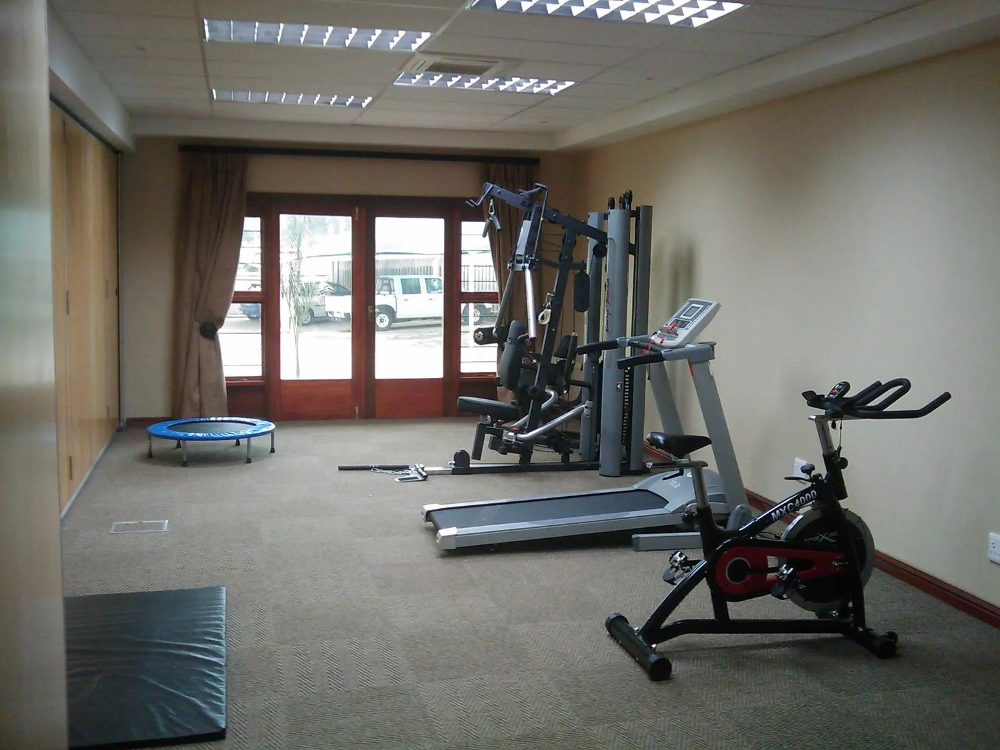 Fitness centre/facilities in Attaché Guest Lodge & Health Spa