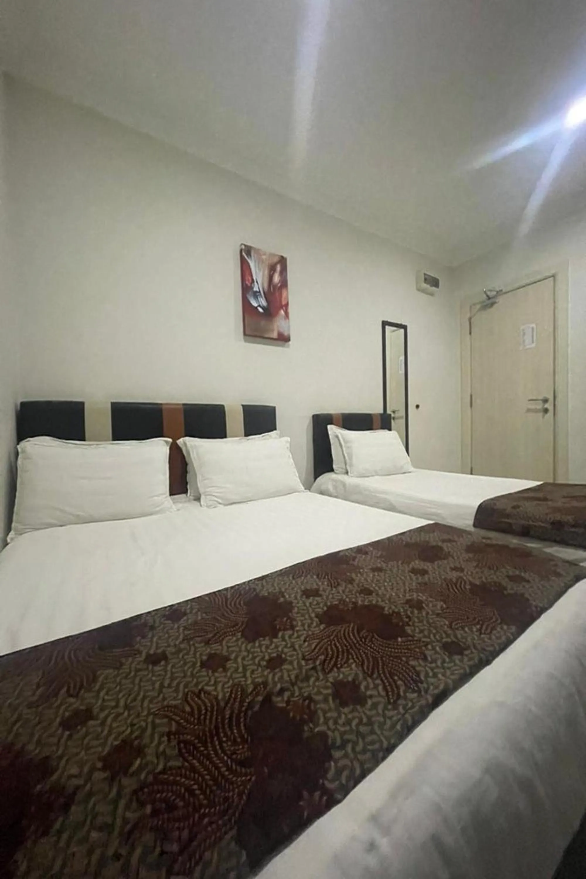 Bed in Hotel Mutiara KGMMB Melaka