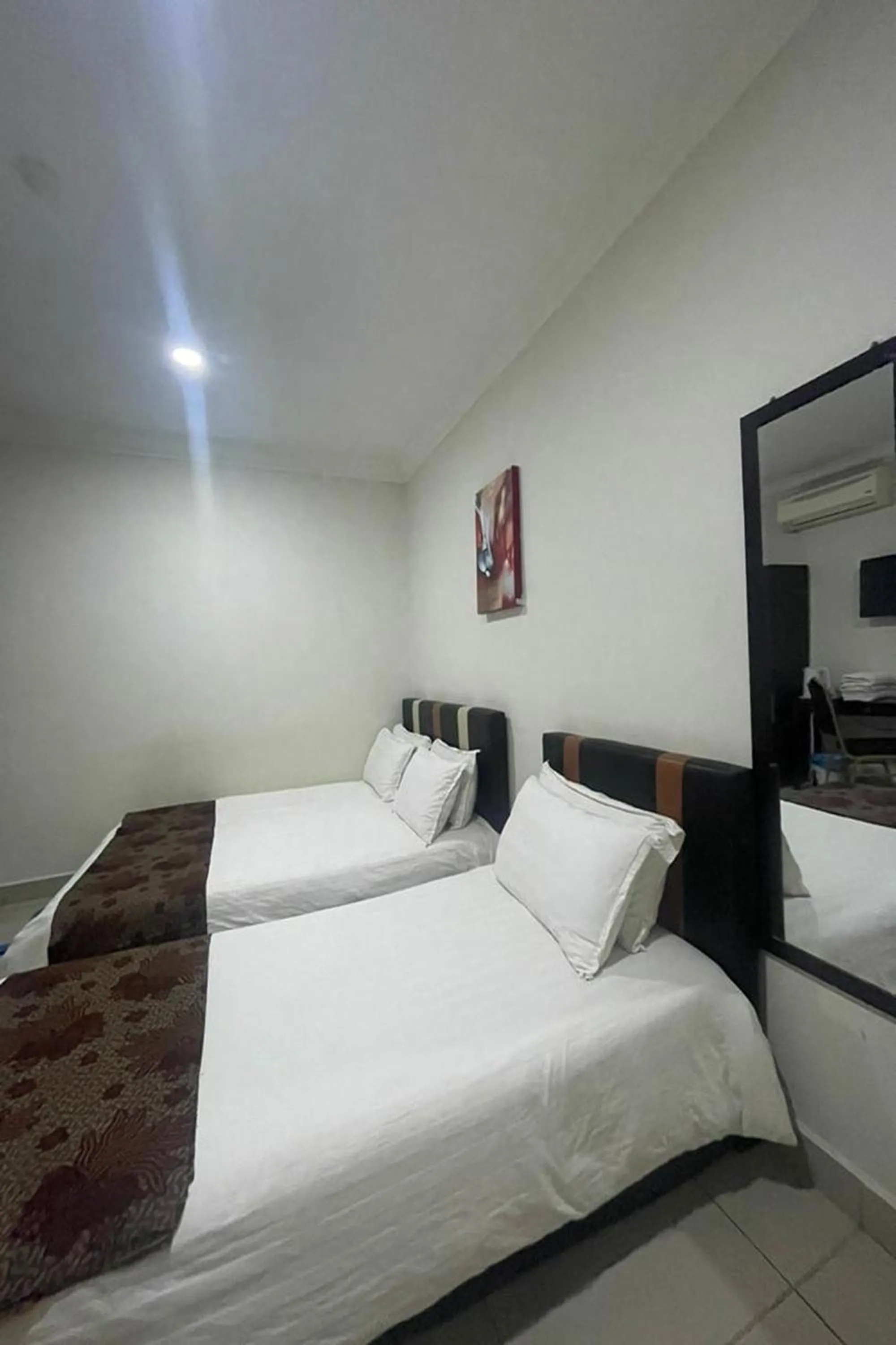 Bed in Hotel Mutiara KGMMB Melaka