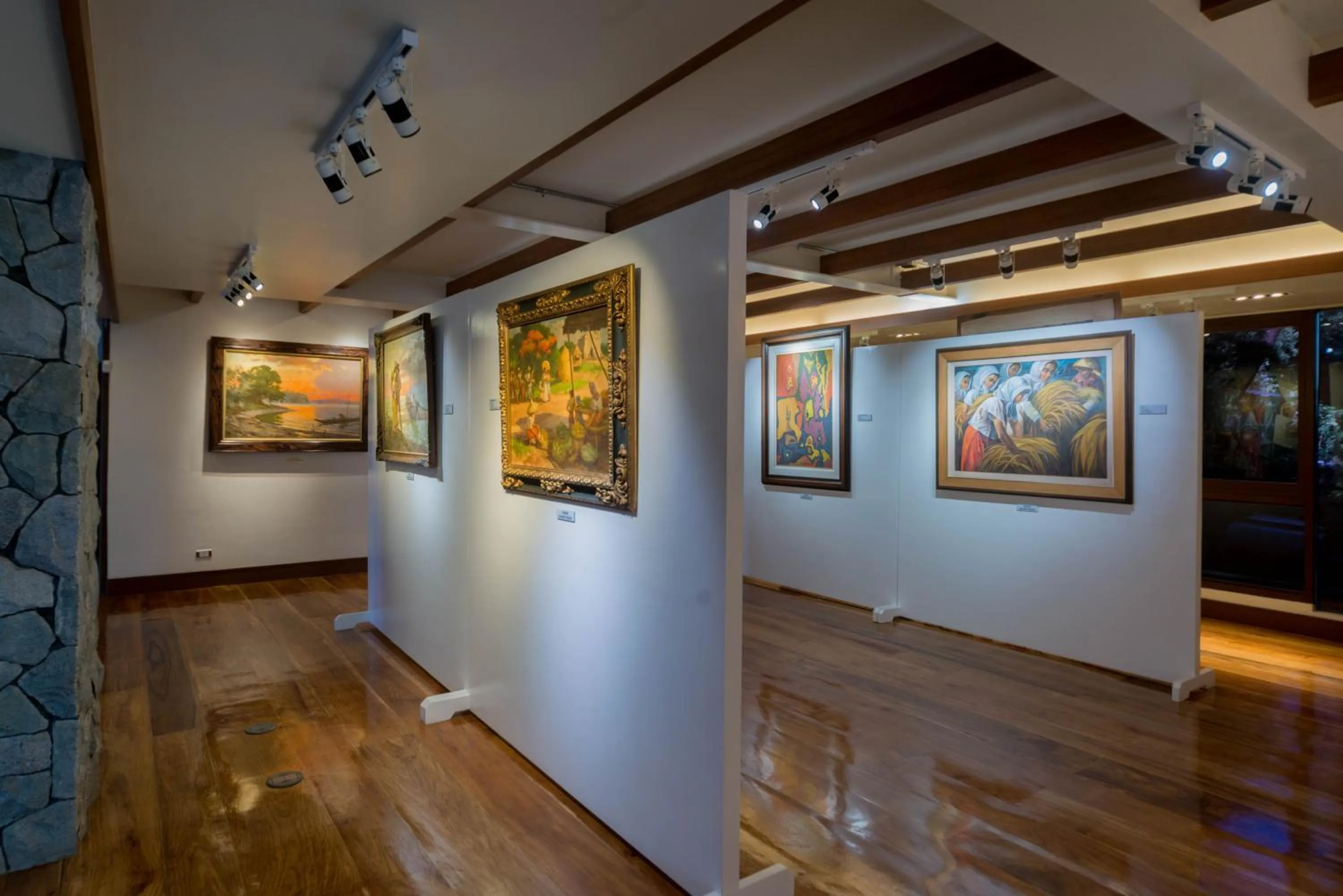 Decorative detail in Grand Sierra Pines Baguio