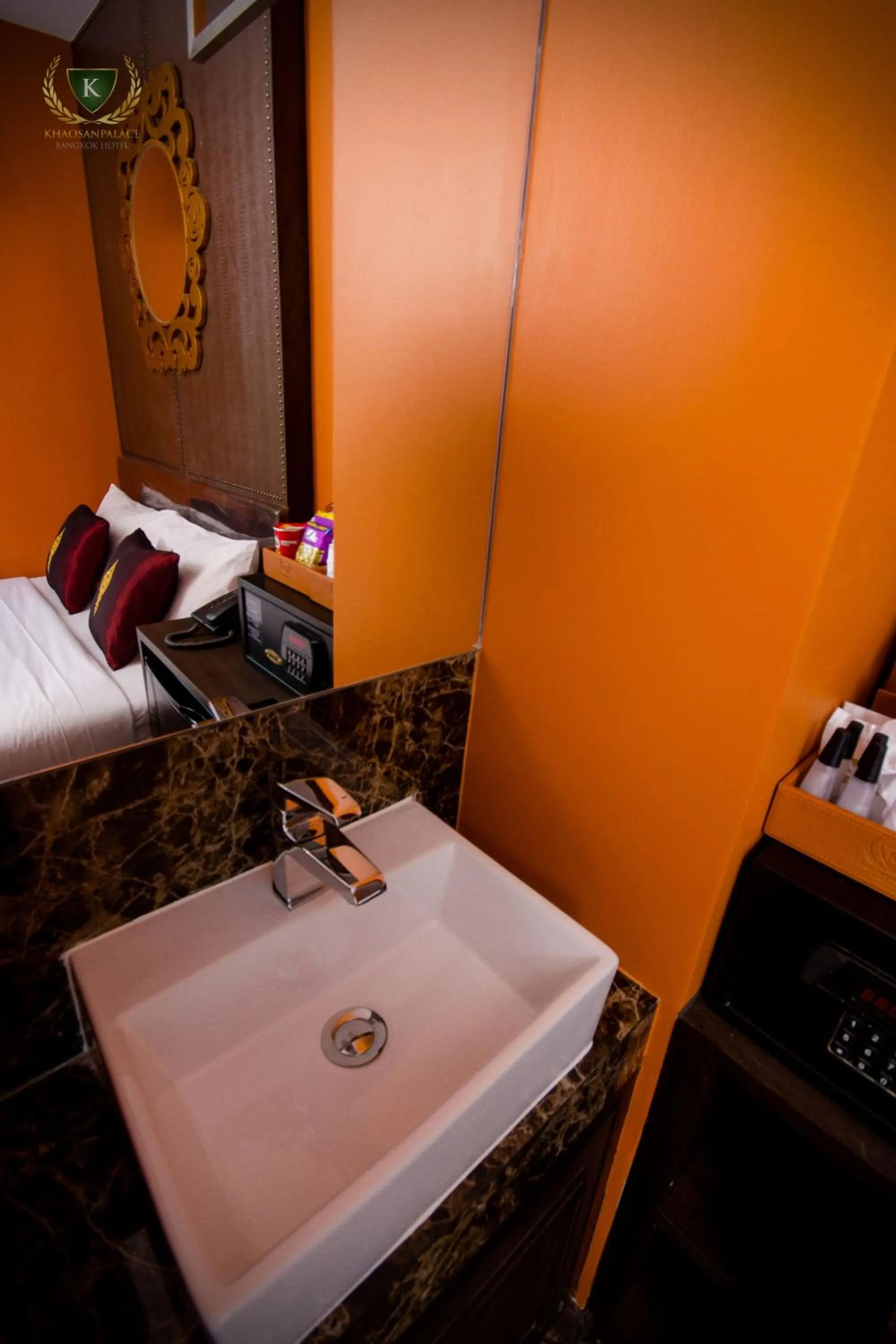 Bedroom in Violet Tower at Khaosan Palace