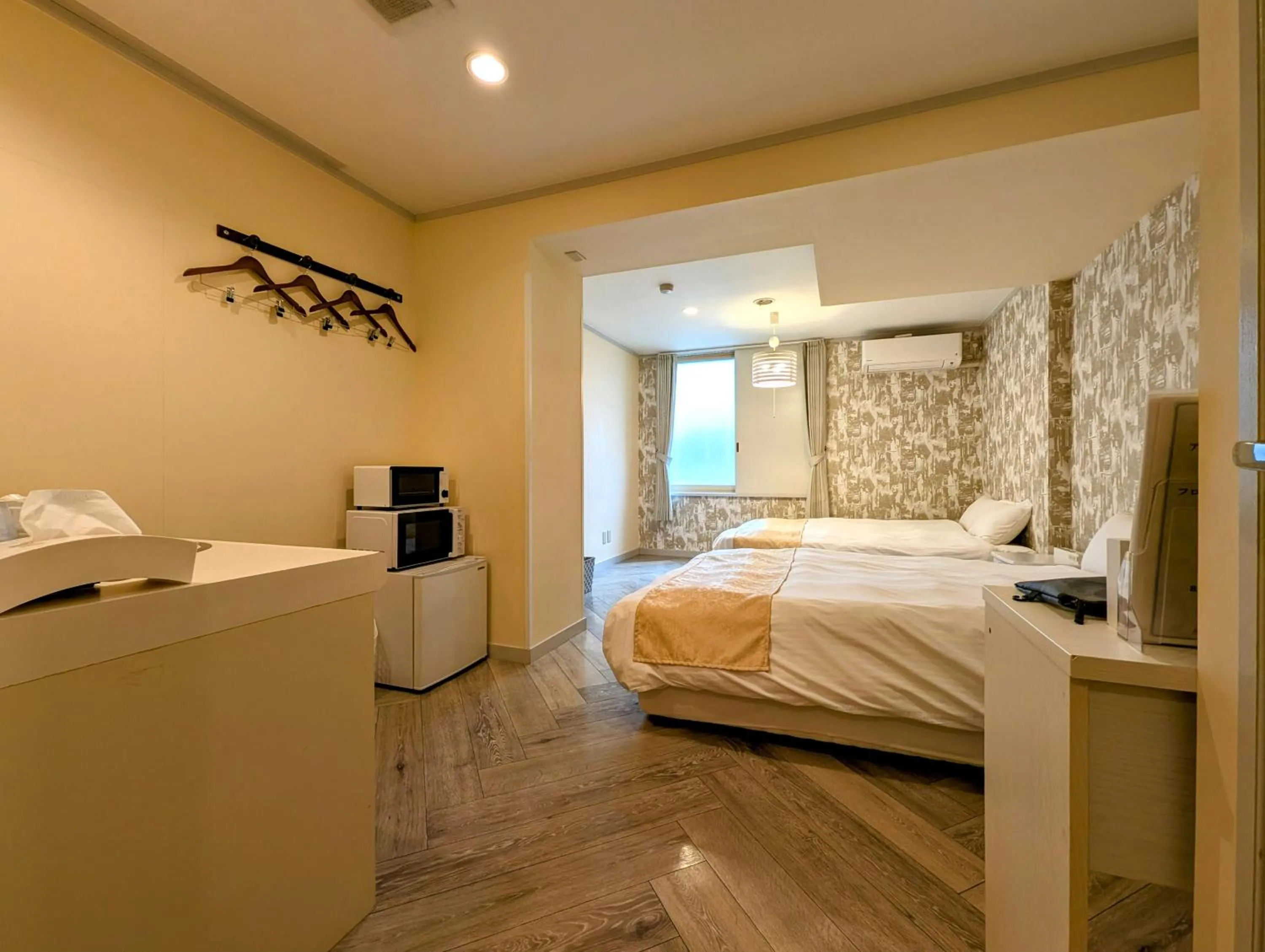 Photo of the whole room, Bed in Kanazawa Station Hotel