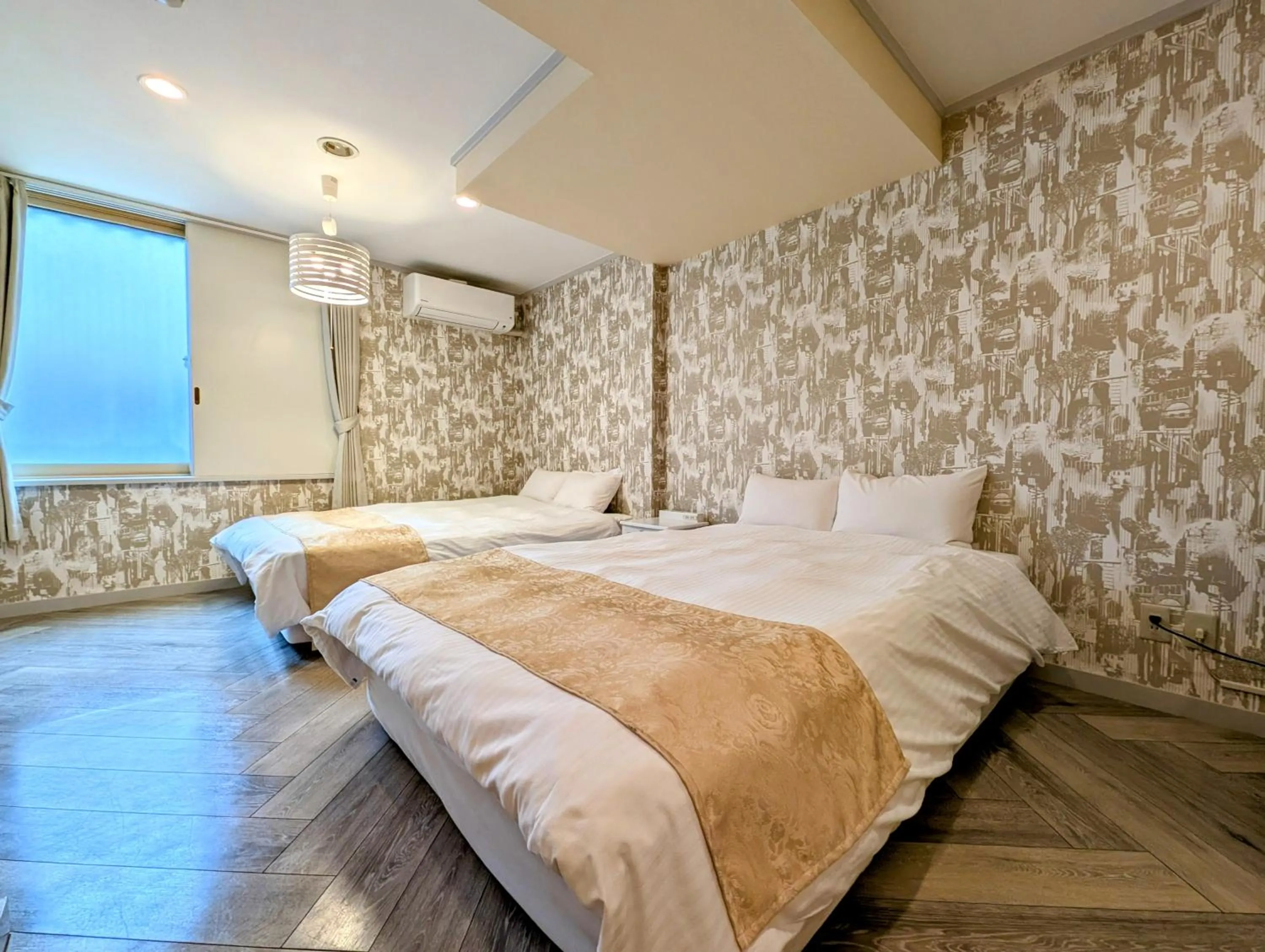 Photo of the whole room, Bed in Kanazawa Station Hotel