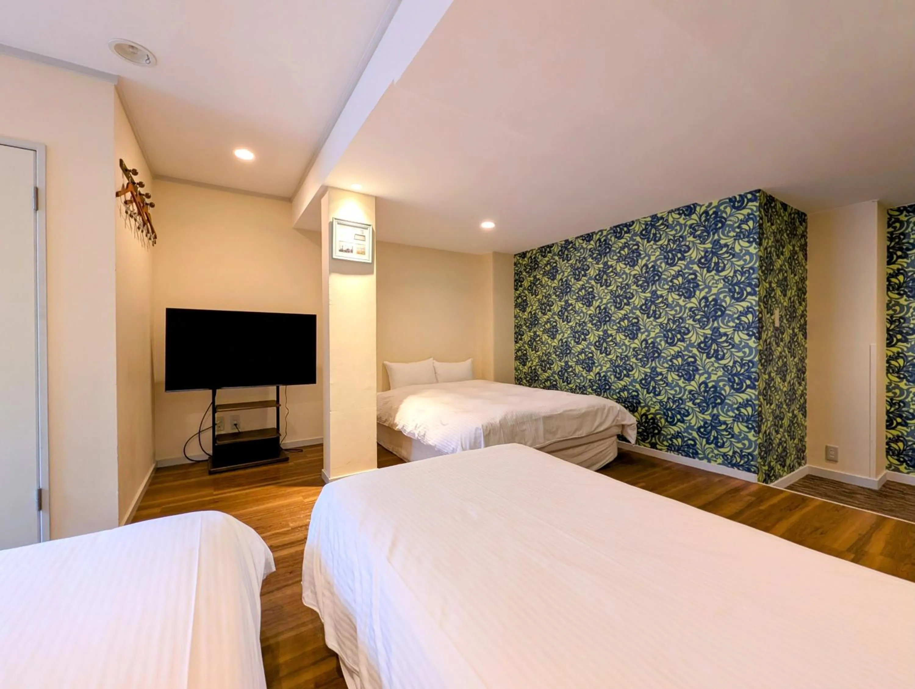 Photo of the whole room, Bed in Kanazawa Station Hotel