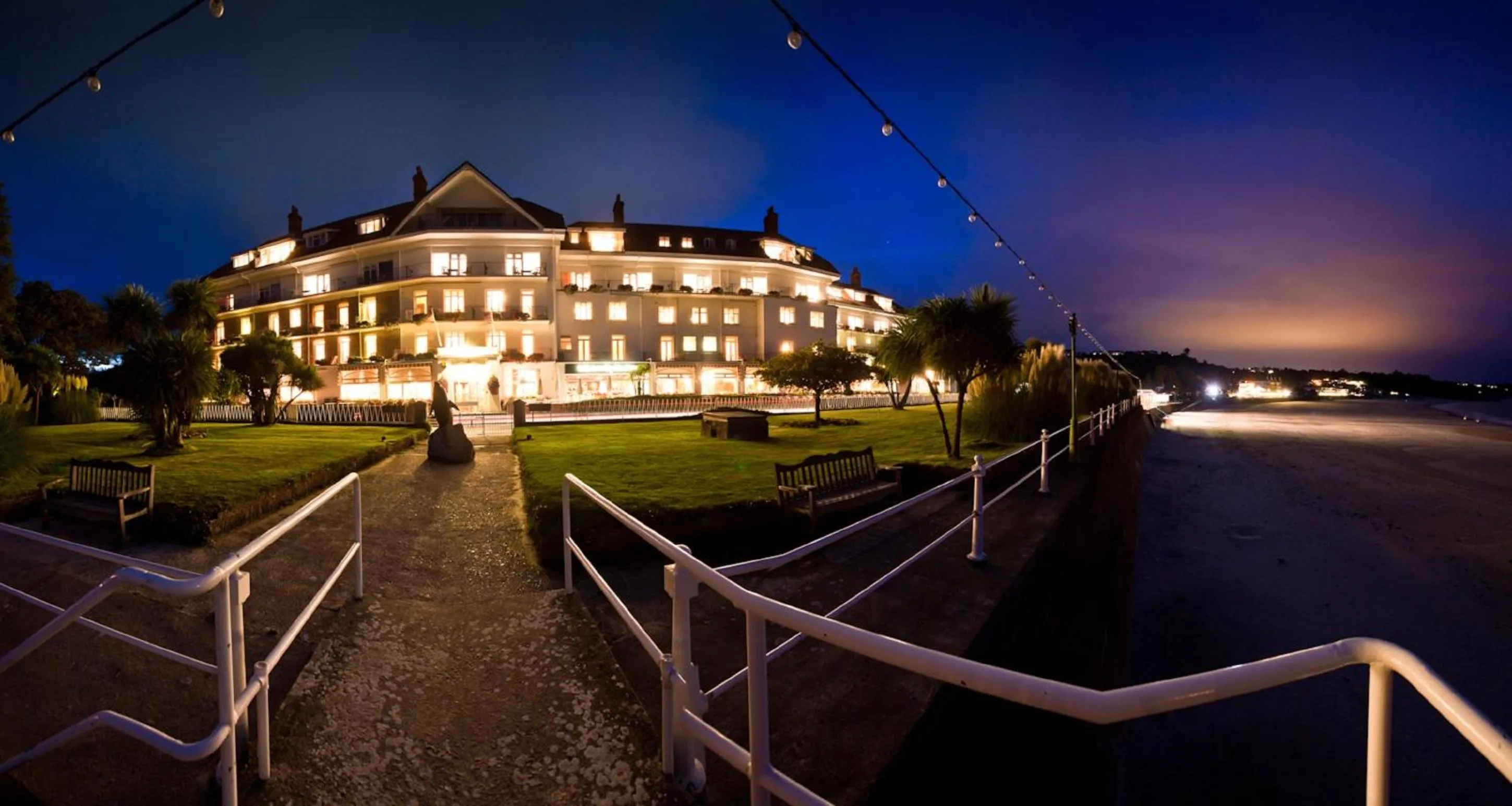 Facade/entrance in St Brelade's Bay Hotel
