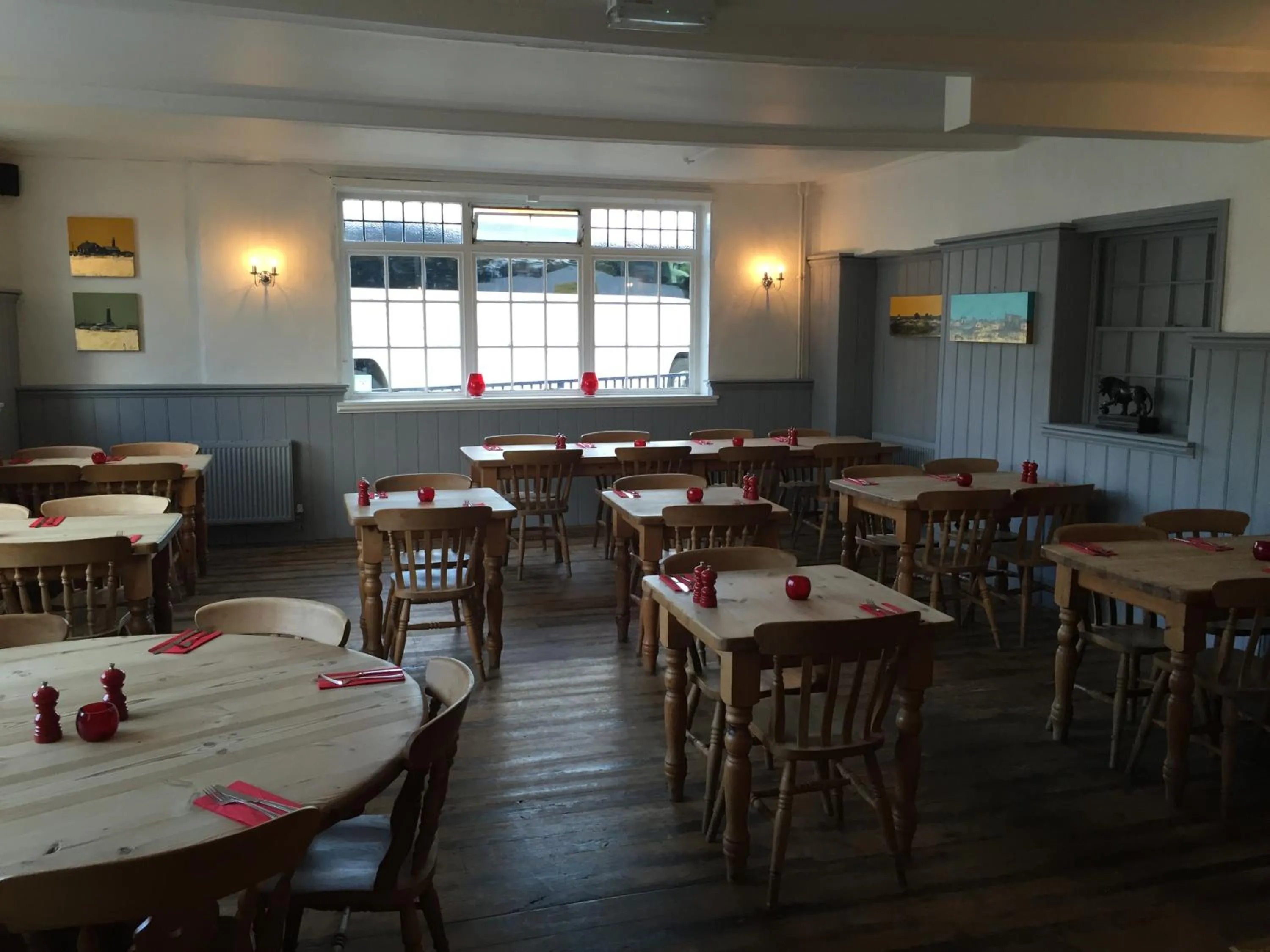 Lounge or bar in The Red Lion