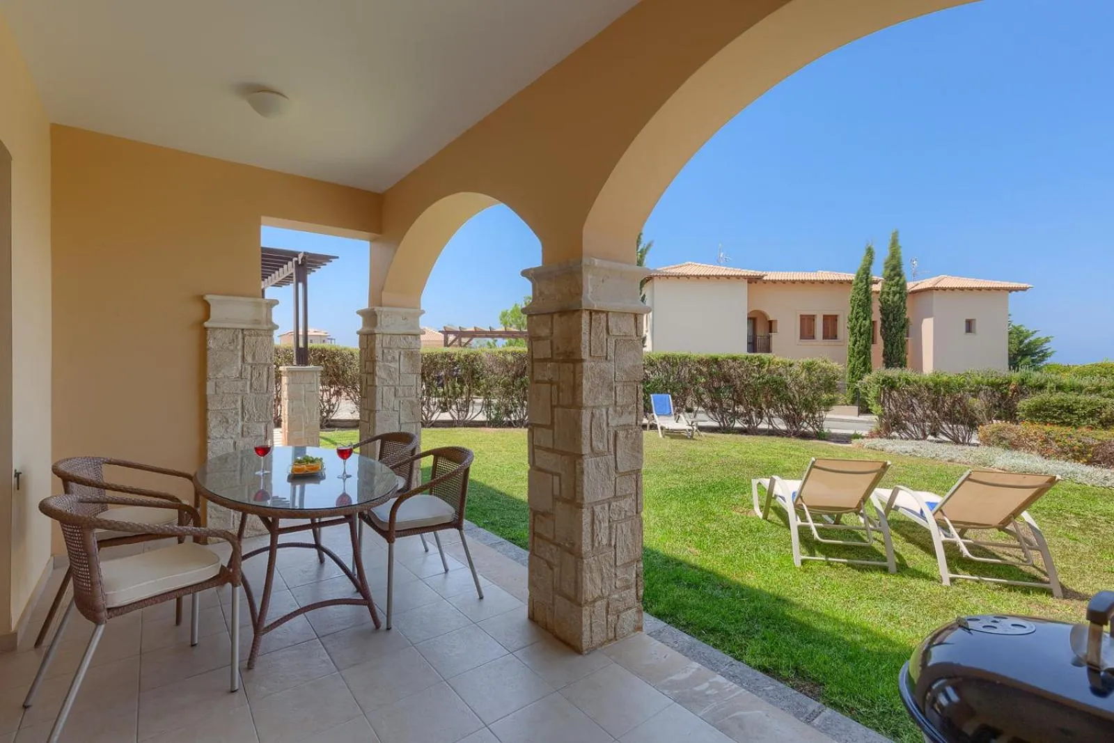 Garden view in Aphrodite Hills Rentals - Apartments