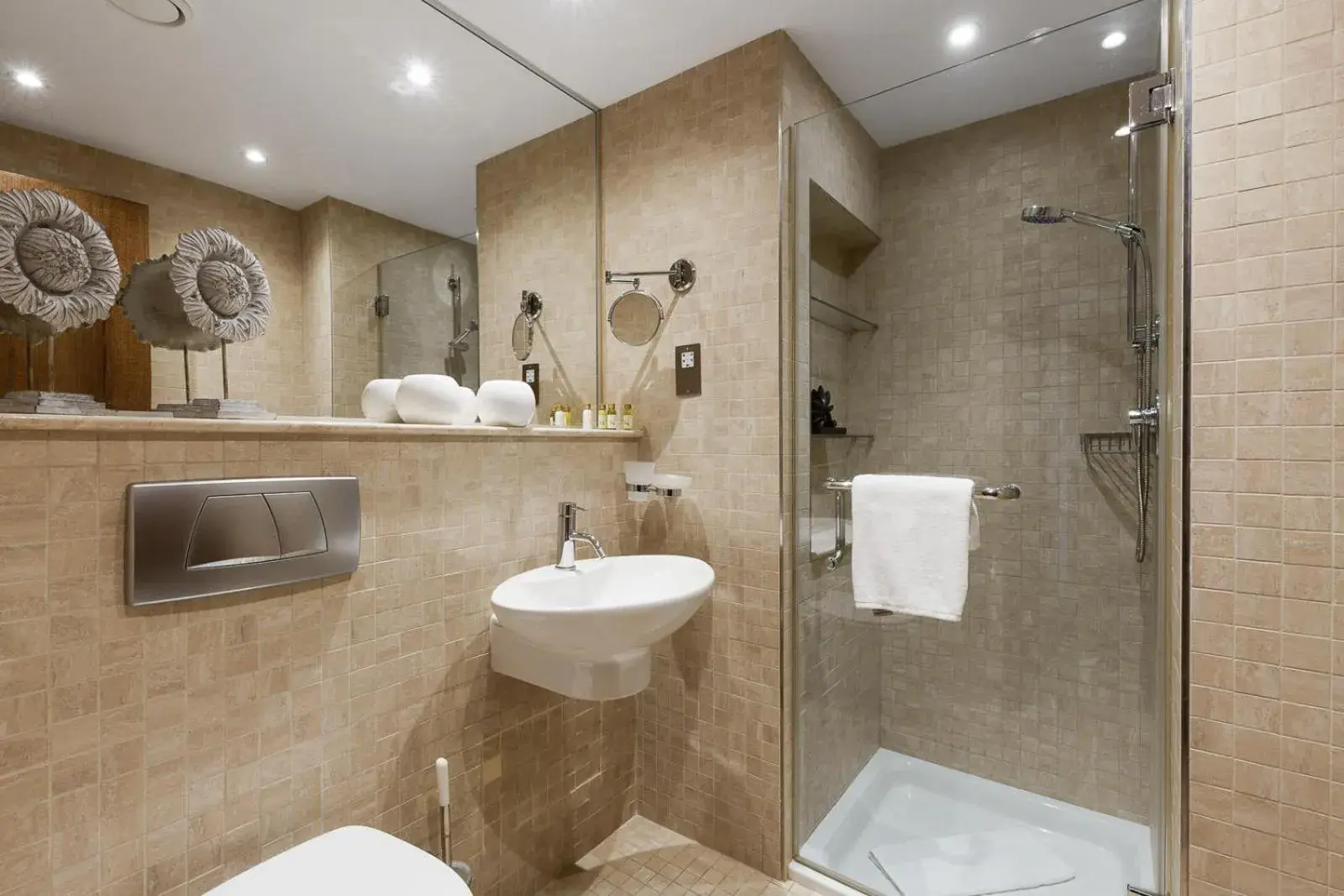 One-Bedroom Apartment with Shared Pool in Aphrodite Hills Rentals - Apartments One-Bedroom Apartment with Shared Pool in Aphrodite Hills Rentals - Apartments