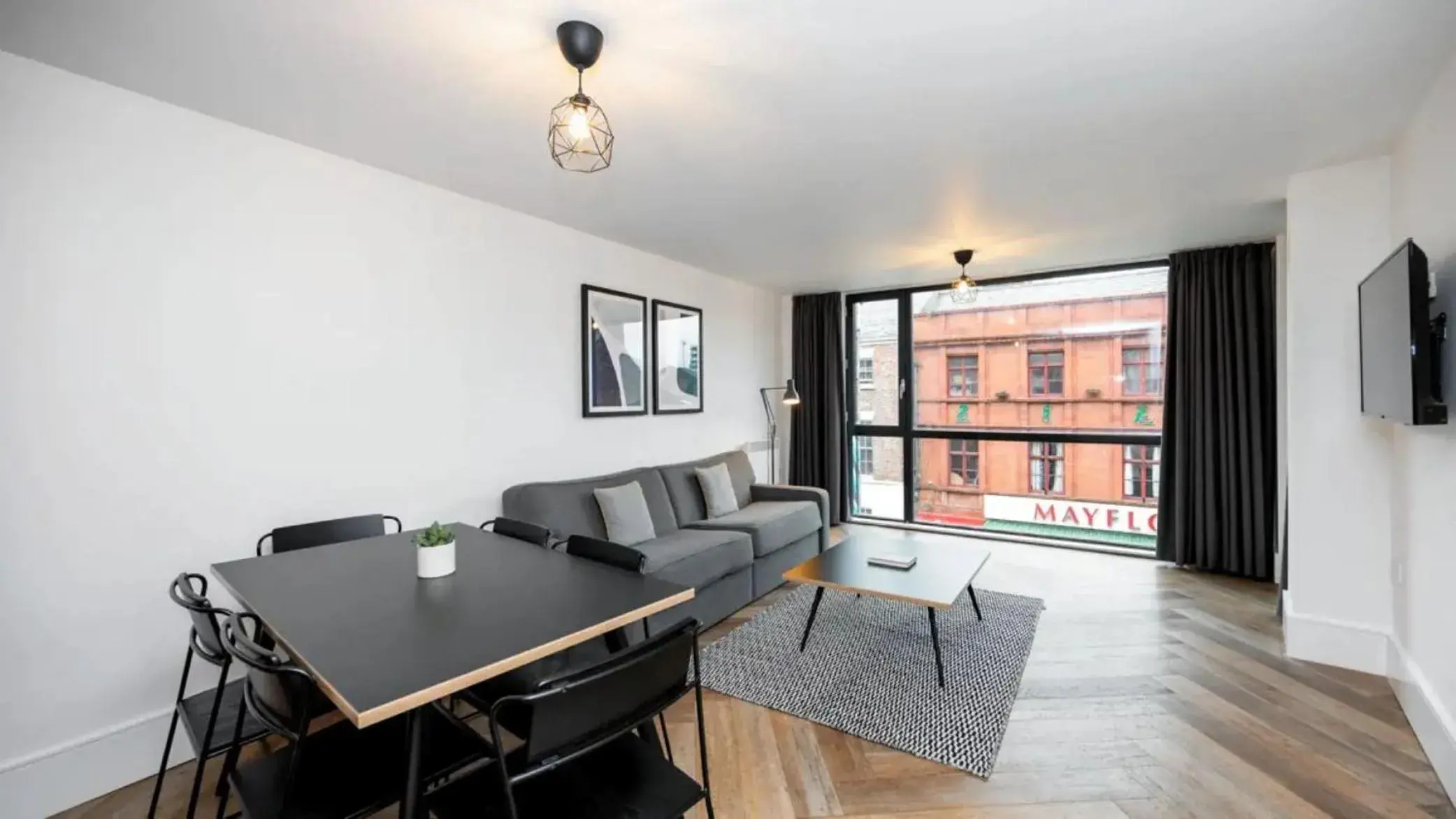 Two-Bedroom Apartment with two bathrooms in Staycity Aparthotels Liverpool City Centre Two-Bedroom Apartment with two bathrooms in Staycity Aparthotels Liverpool City Centre