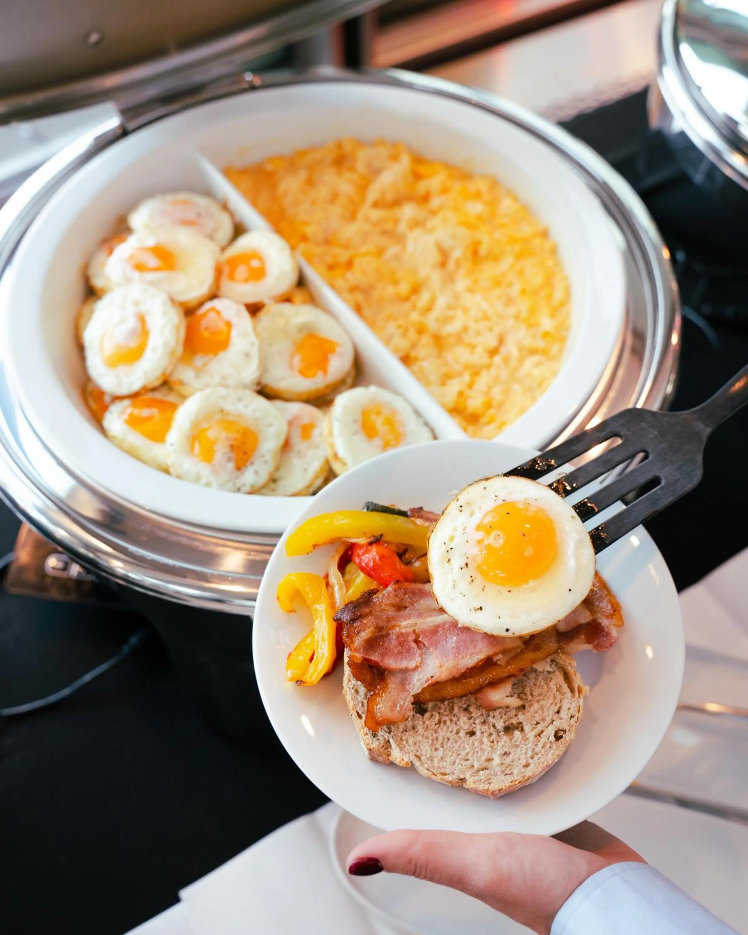 Breakfast in Dancing House - Tančící dům hotel