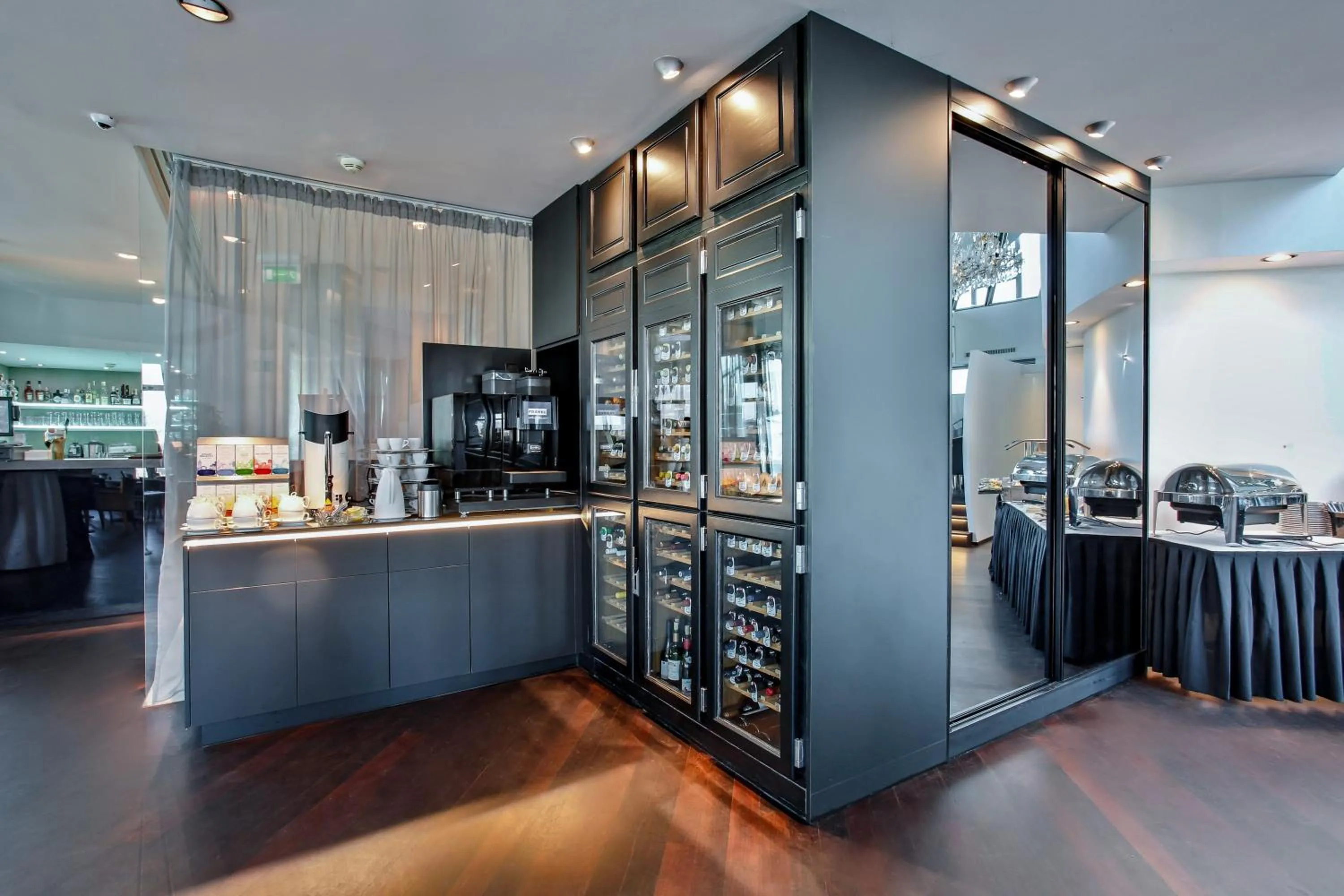 Buffet breakfast in Dancing House - Tančící dům hotel