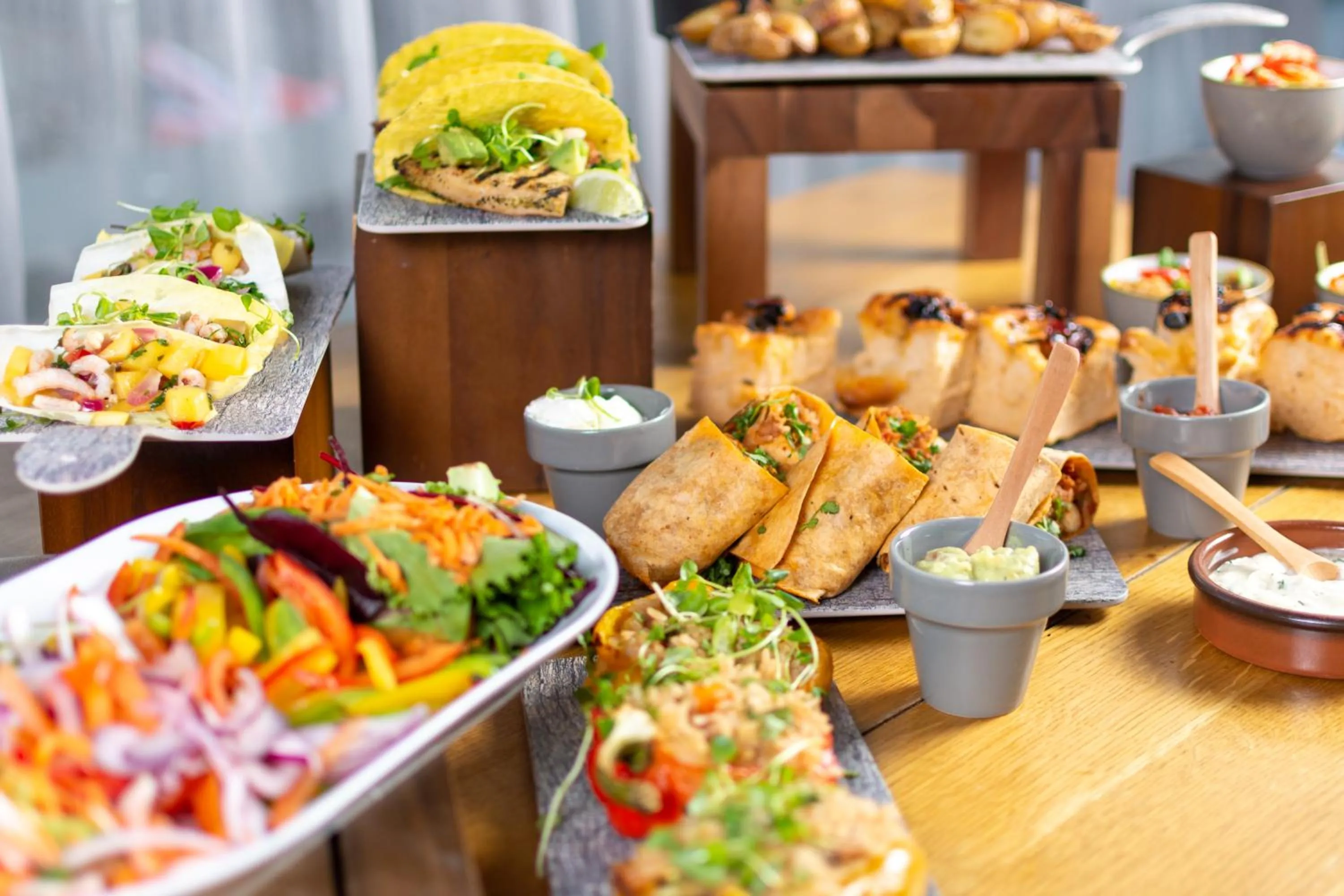 Meals in Holiday Inn Liverpool City Centre by IHG