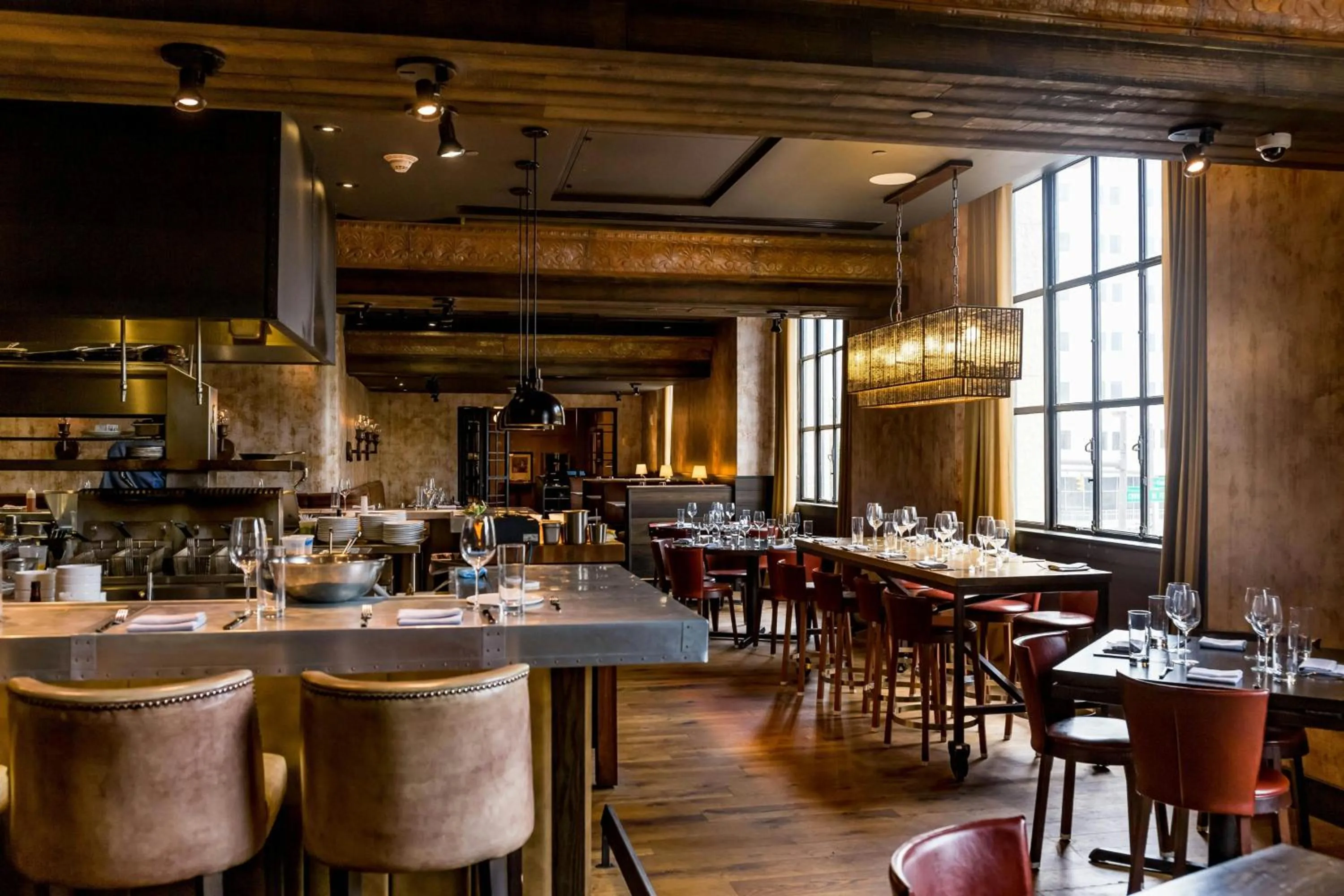 Lounge or bar in Hotel LeVeque, Autograph Collection