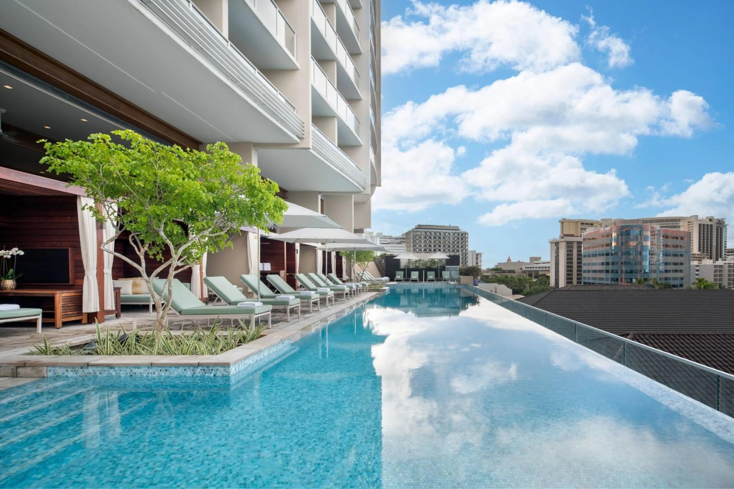 Swimming pool in The Ritz-Carlton Residences, Waikiki Beach Hotel