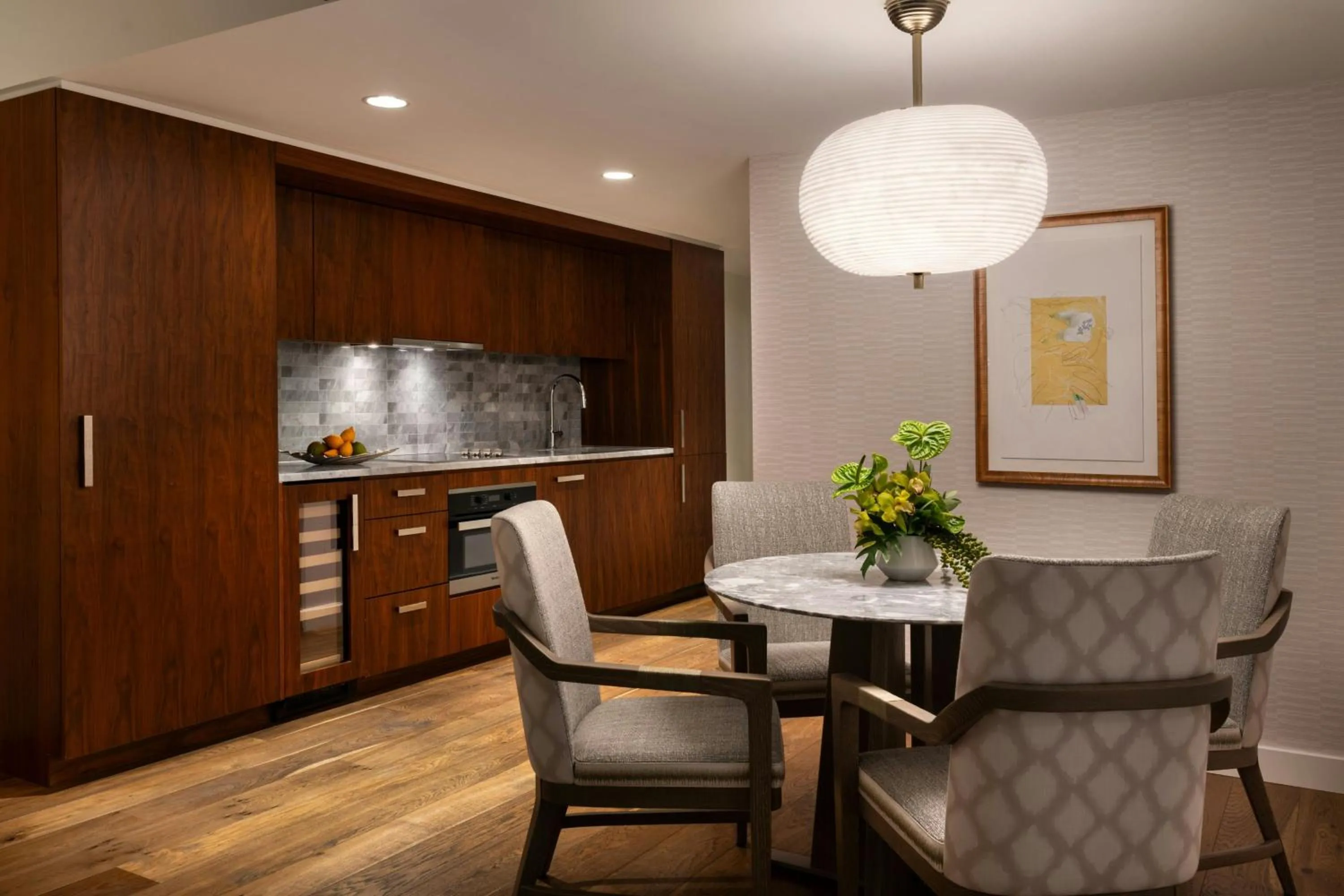 Kitchen or kitchenette in The Ritz-Carlton Residences, Waikiki Beach Hotel