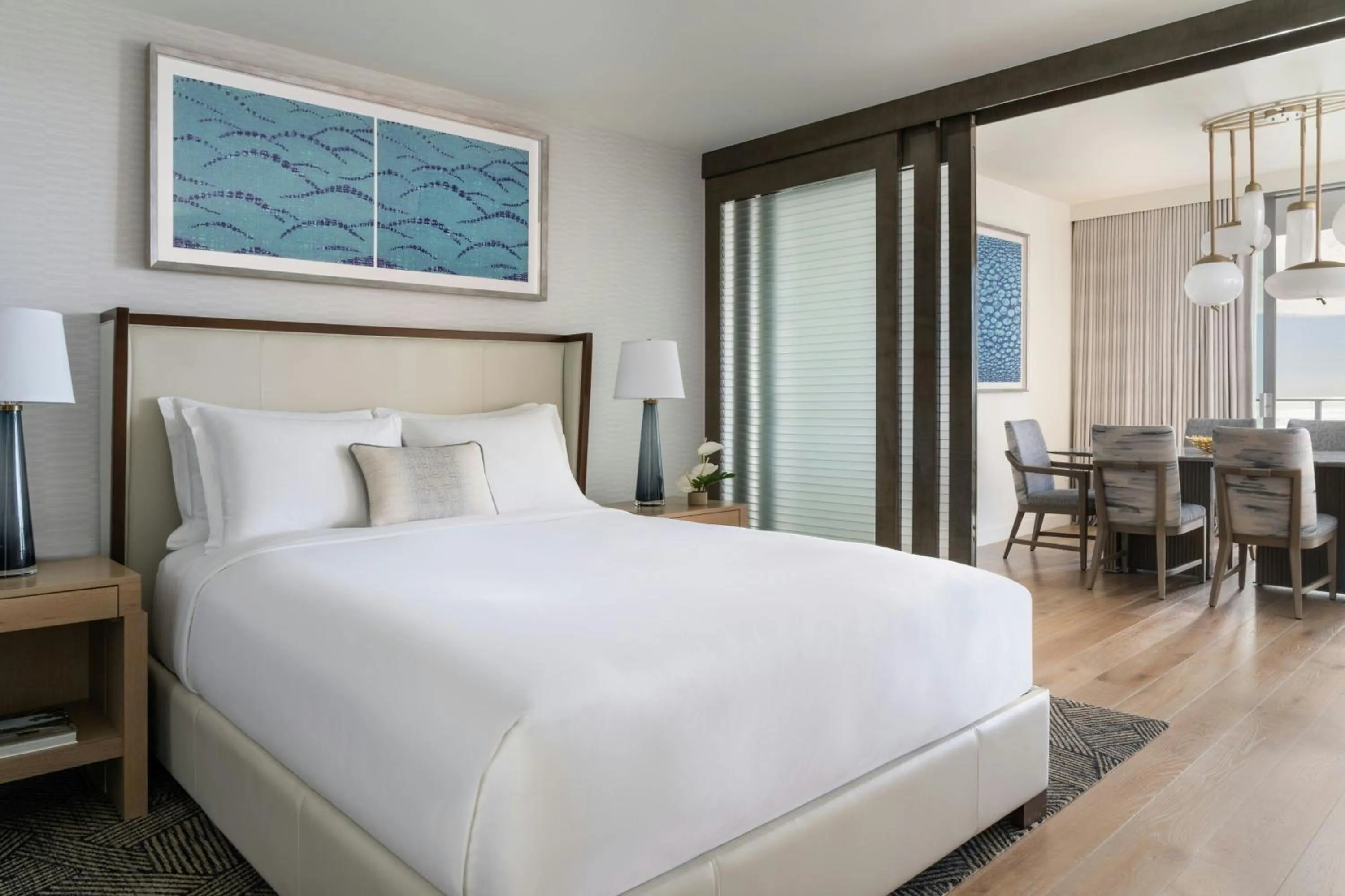Bedroom, Bed in The Ritz-Carlton Residences, Waikiki Beach Hotel