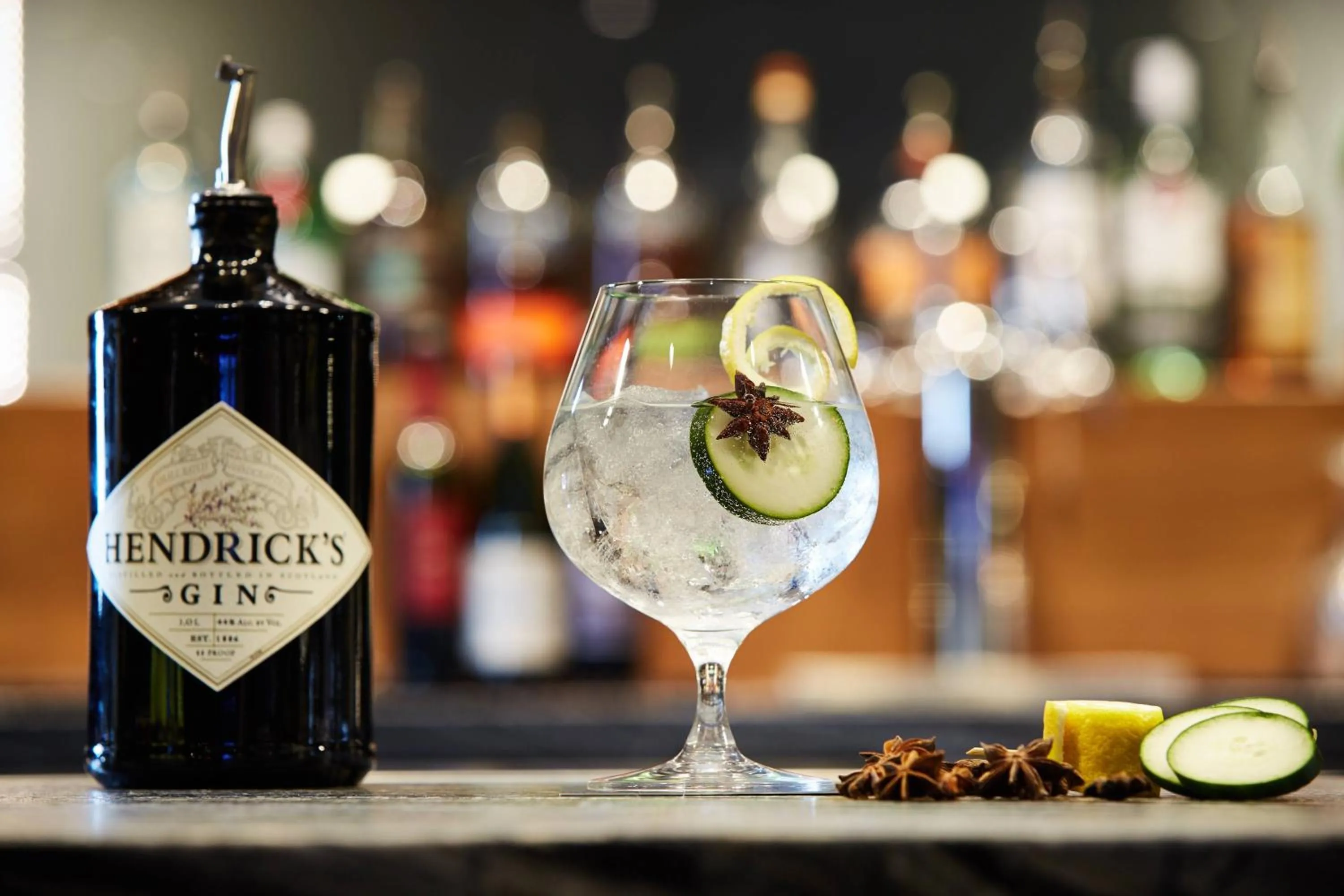 Lounge or bar in AC Hotel by Marriott Phoenix Tempe/Downtown