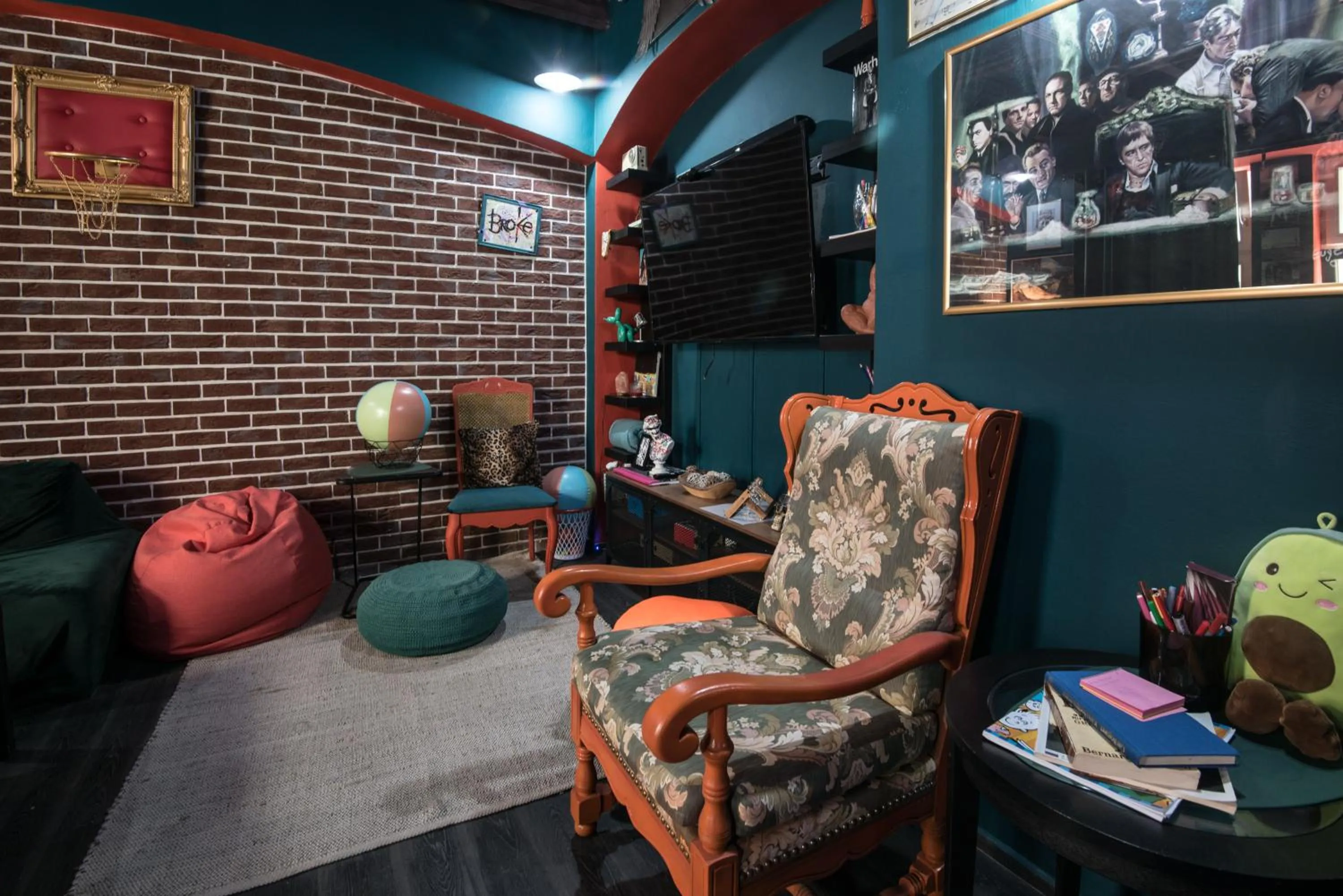 Communal lounge/ TV room in Brix Hostel